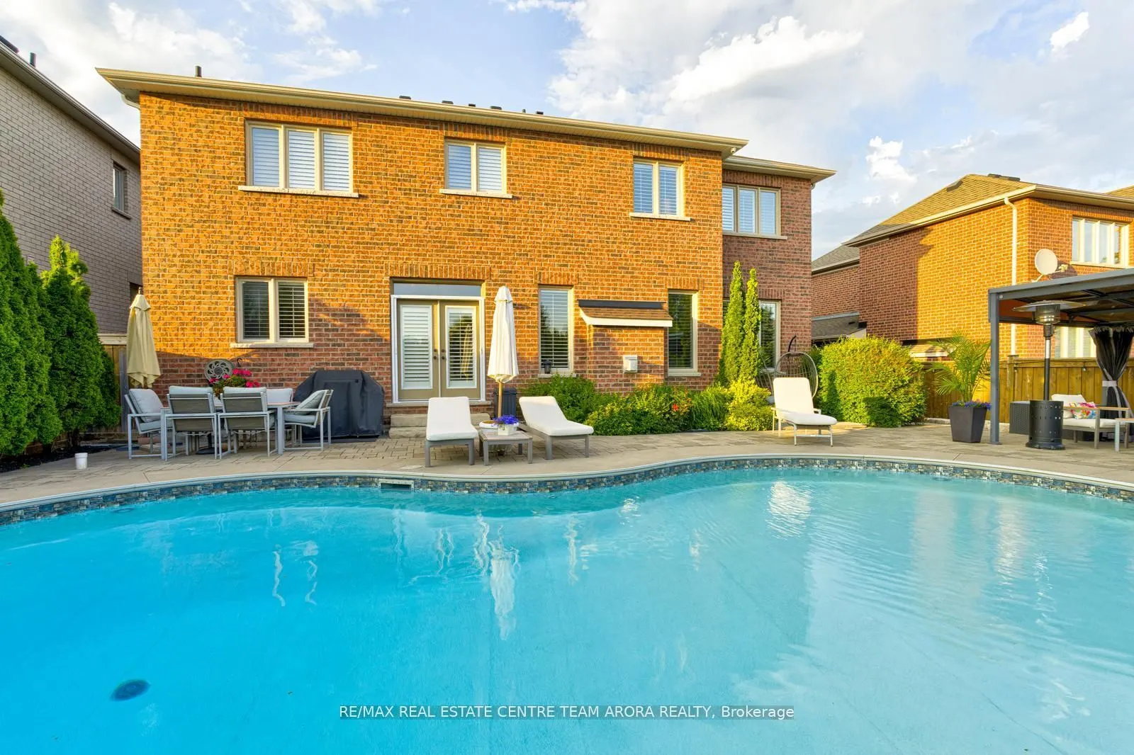 7 Oceans Pond Court