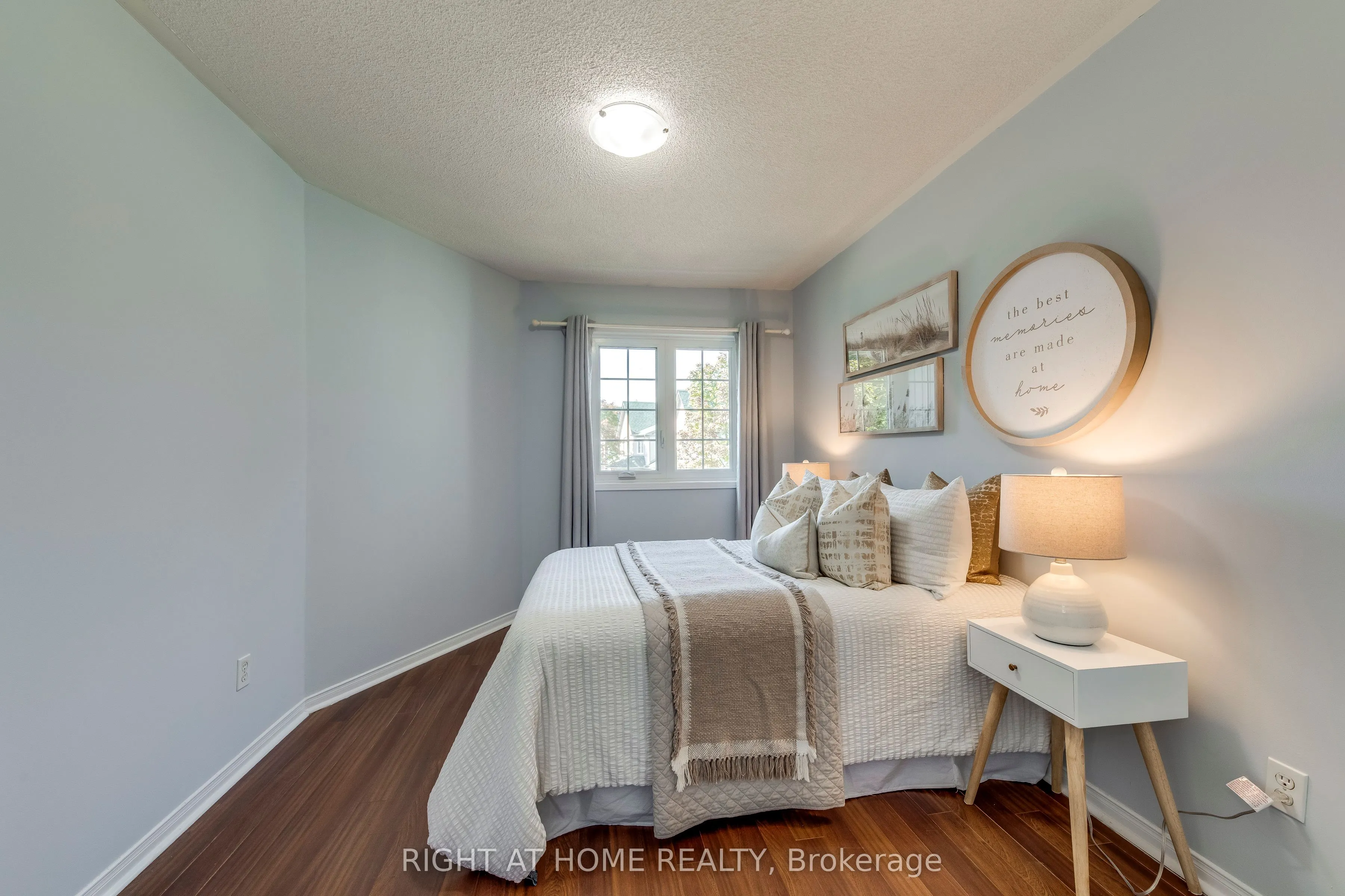 2945 Thomas Street, #104