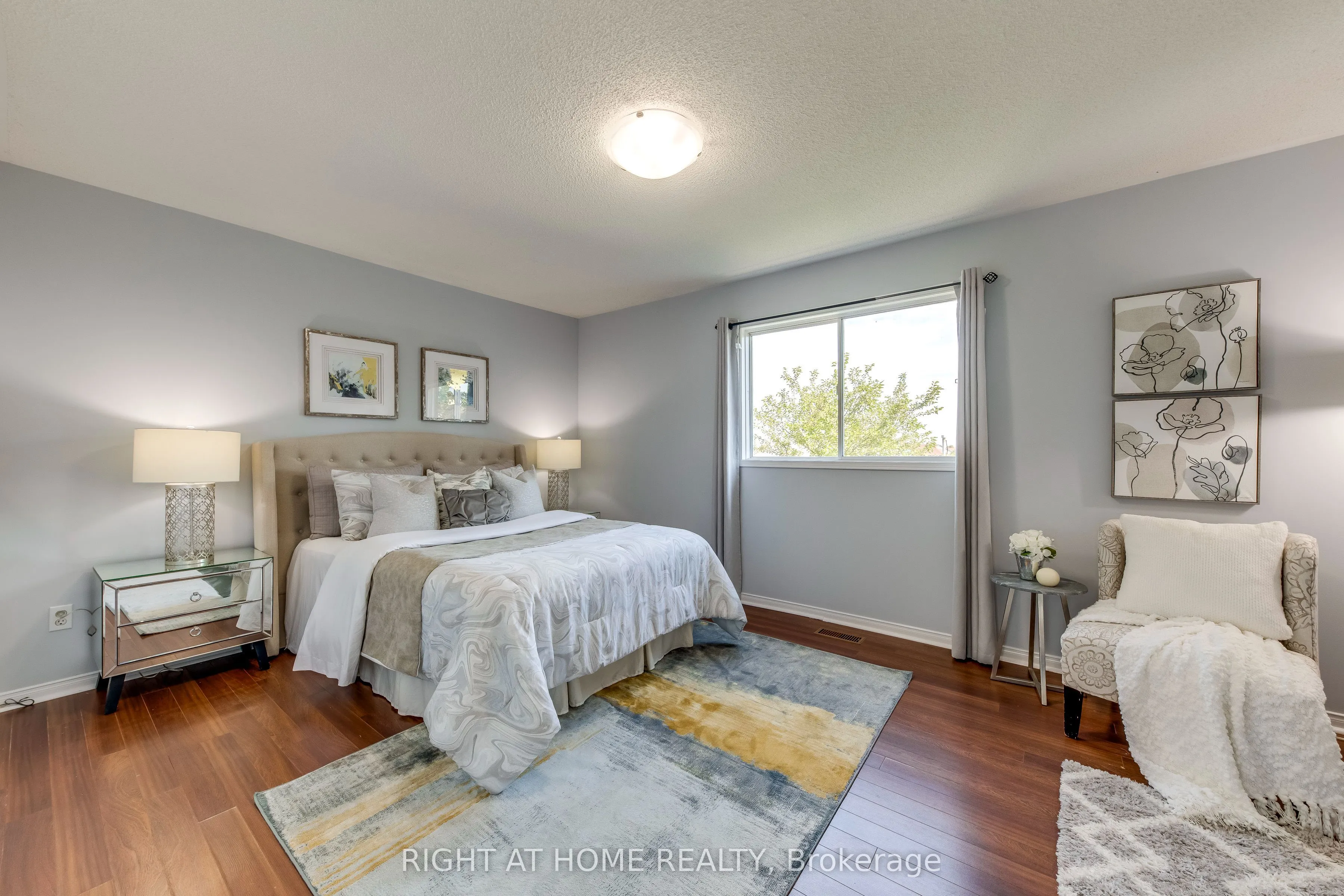 2945 Thomas Street, #104