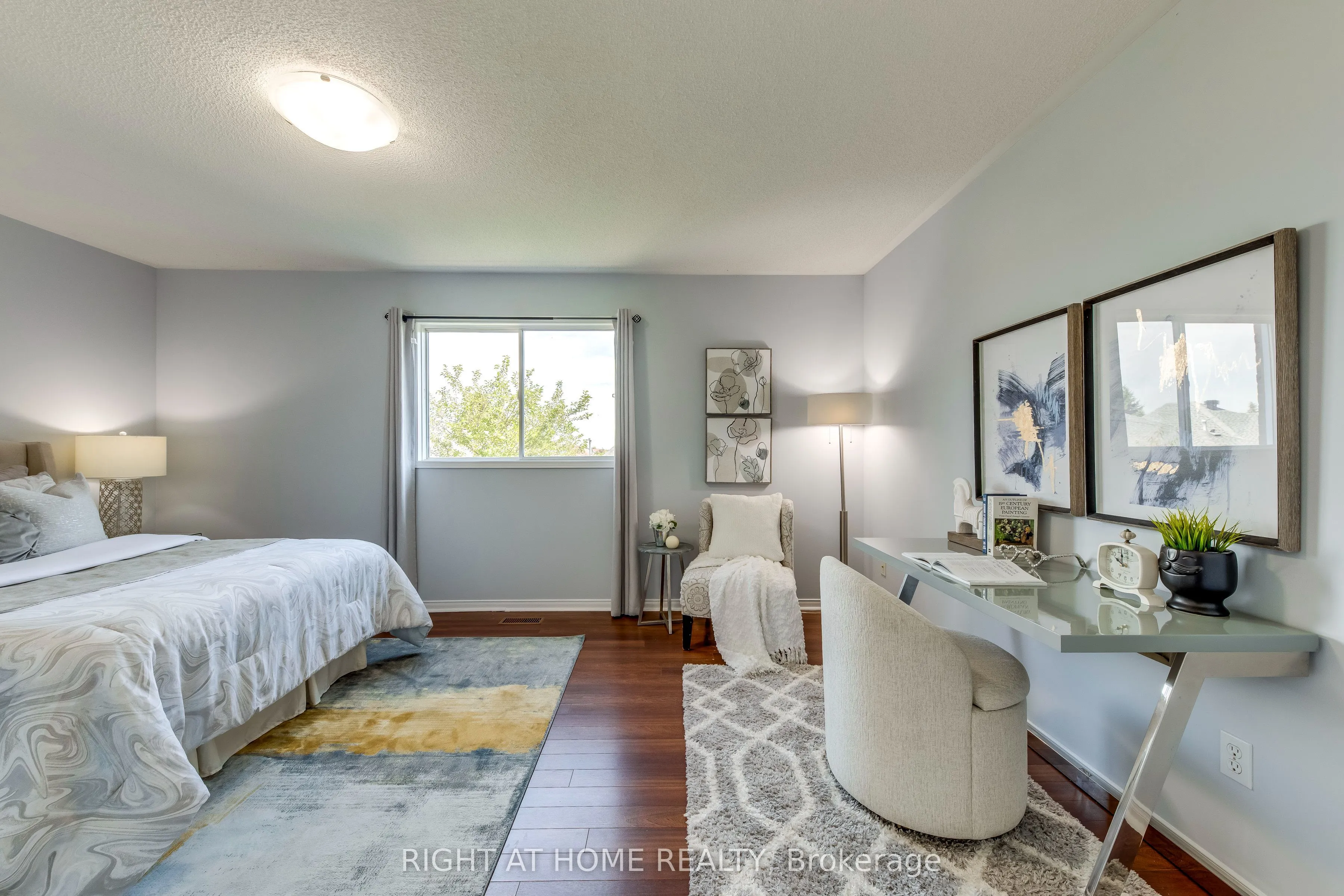2945 Thomas Street, #104
