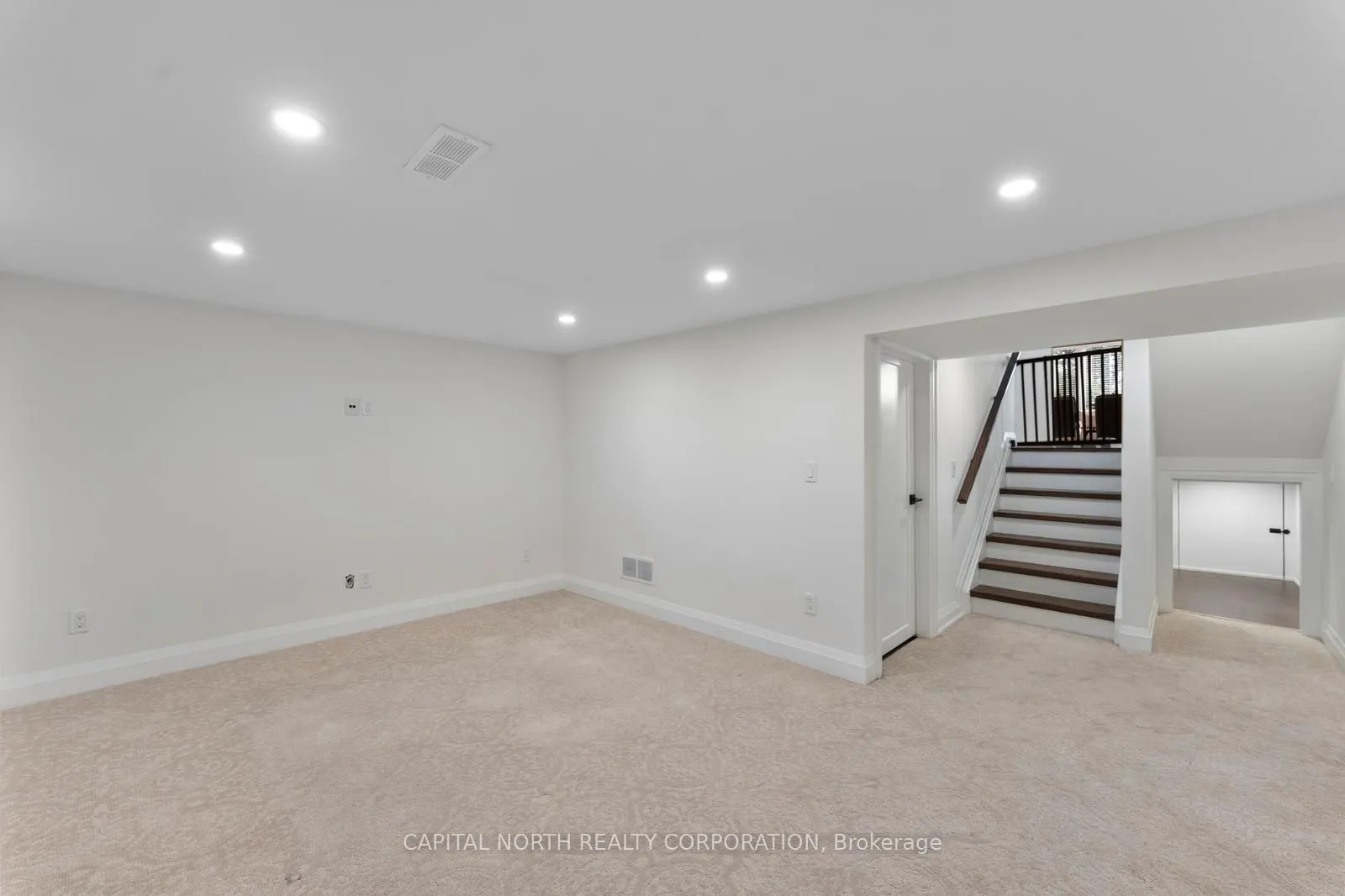 19 Vanderbrent Crescent