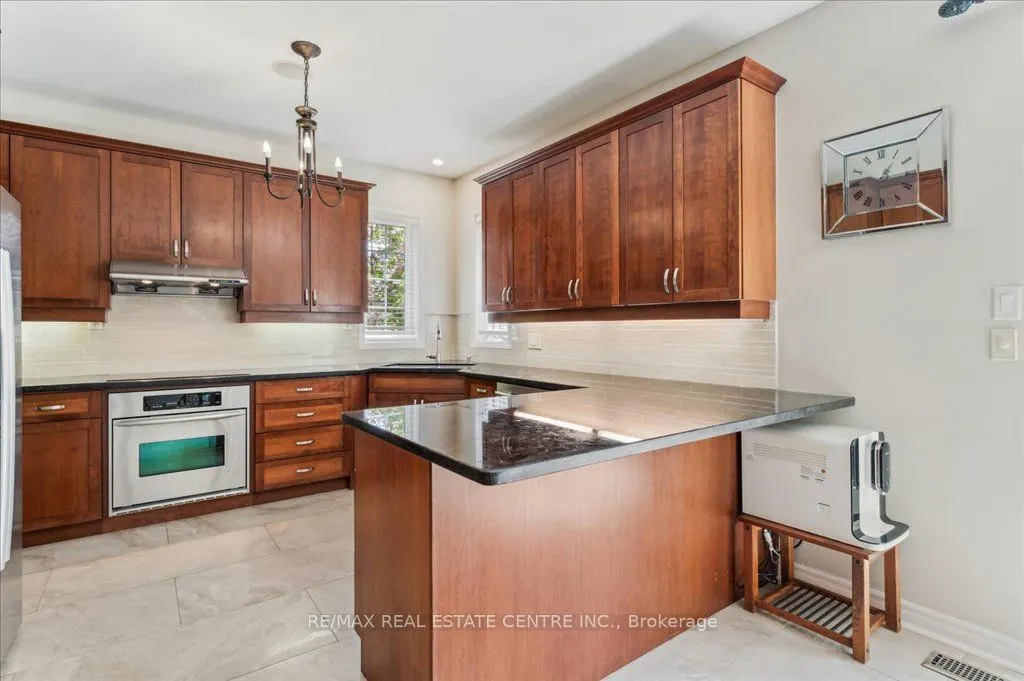 2222 SNEAD Road