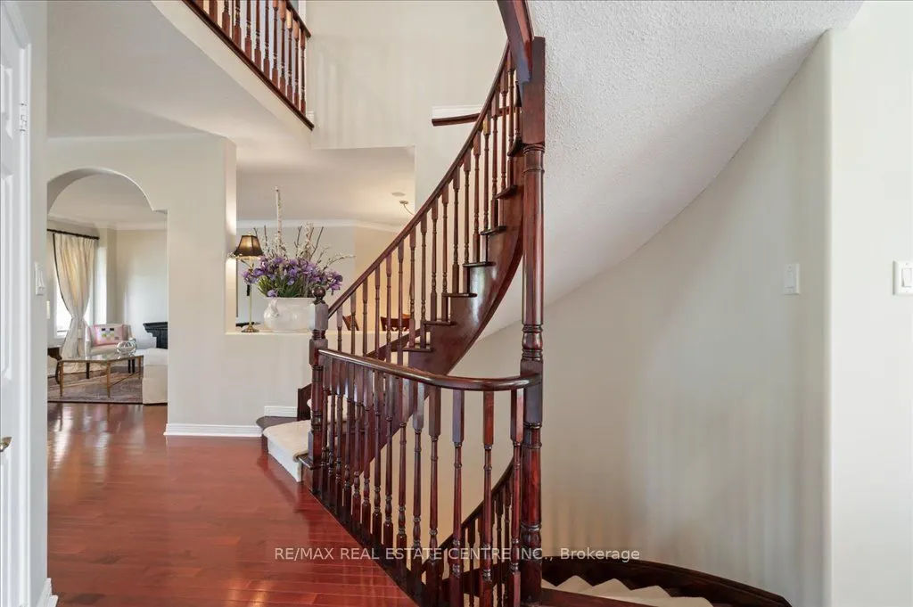 2222 SNEAD Road