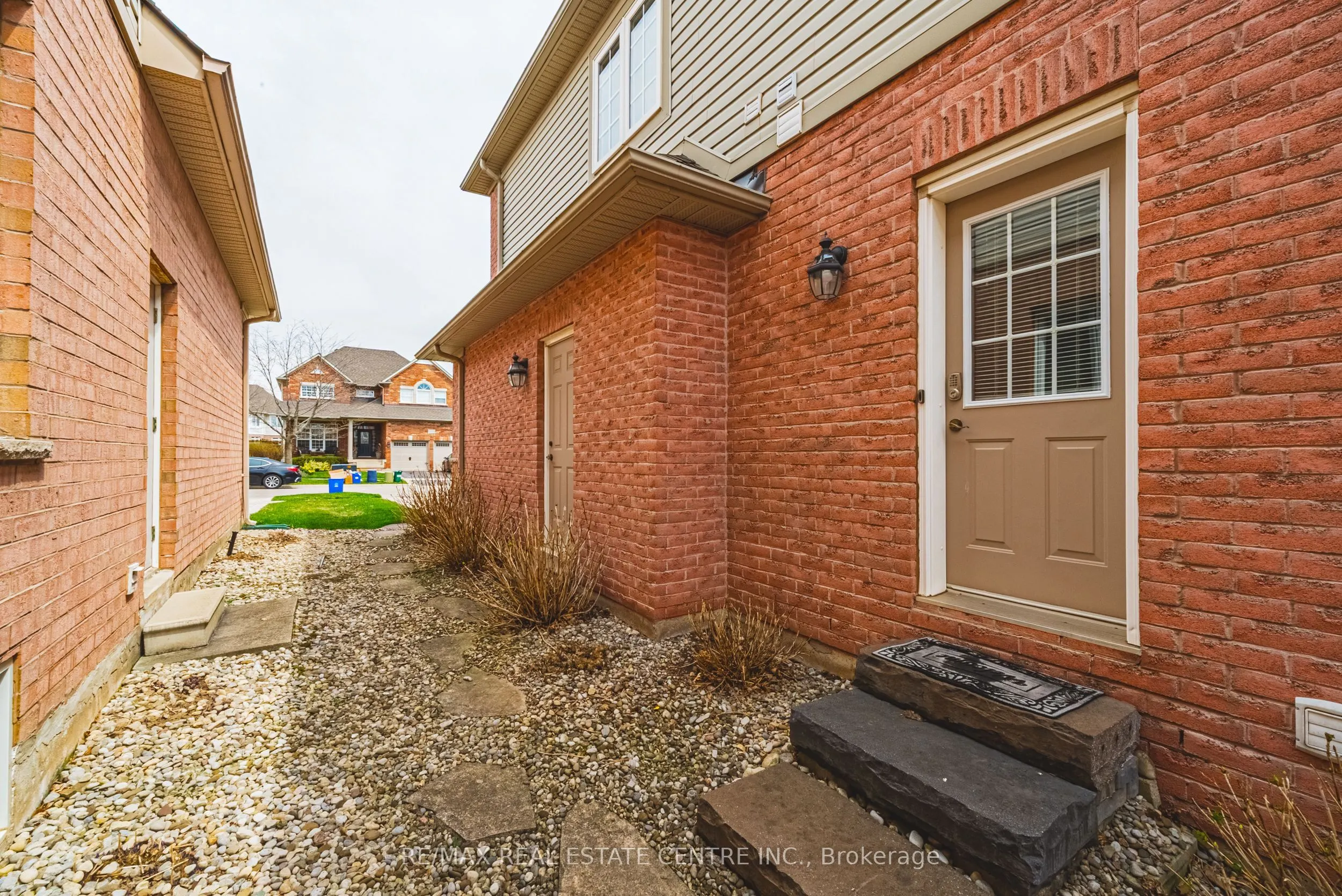 2222 SNEAD Road
