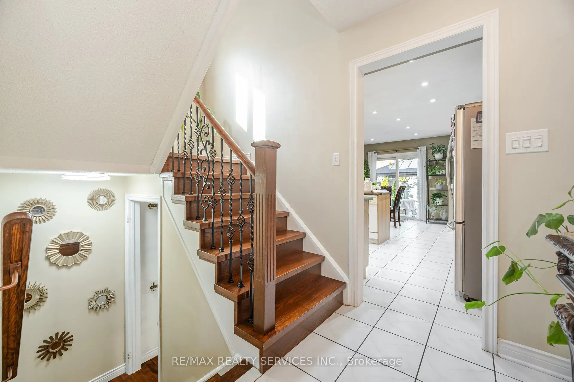 28 Fallstar Crescent