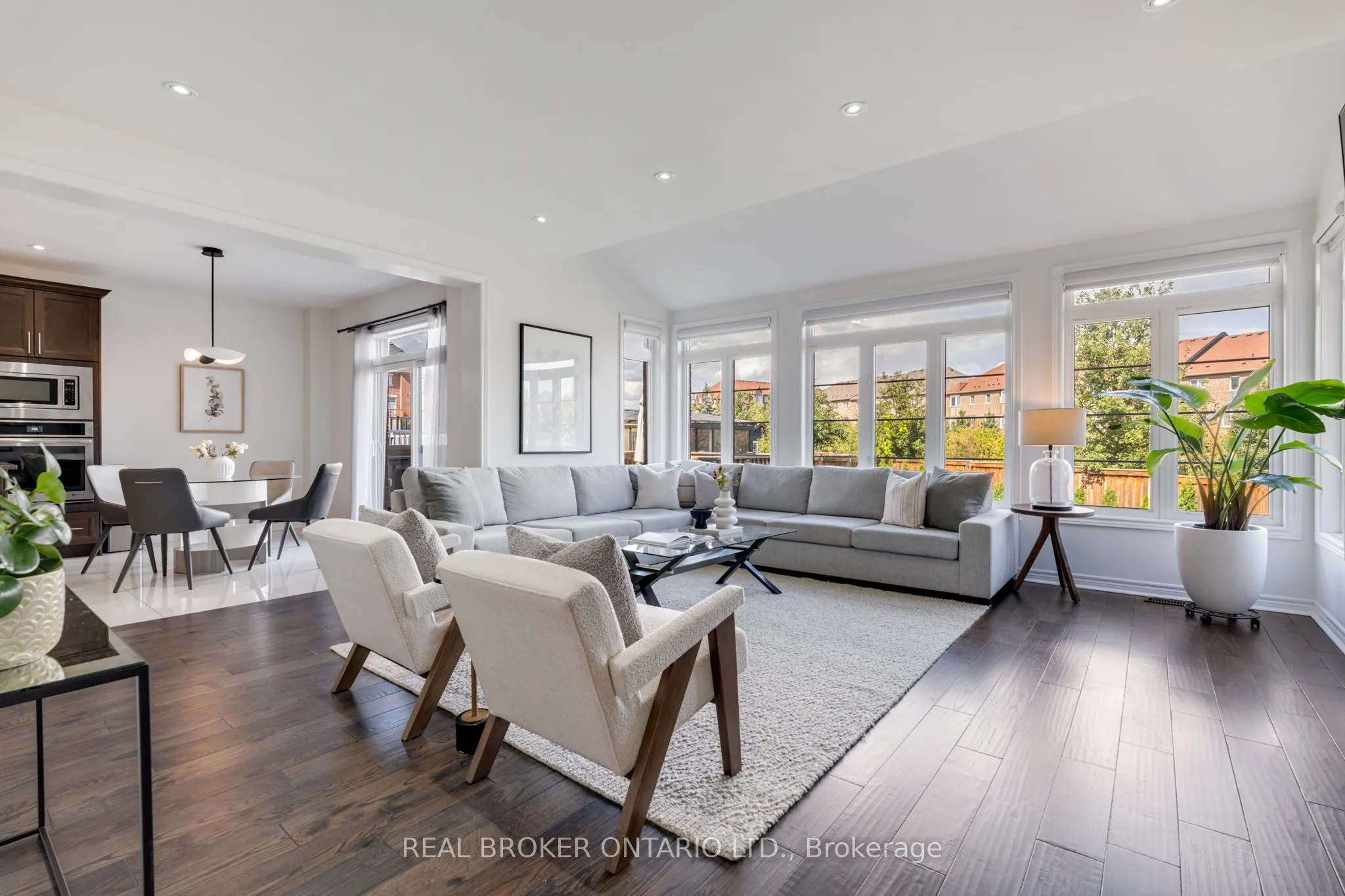 4 Mugford Crescent