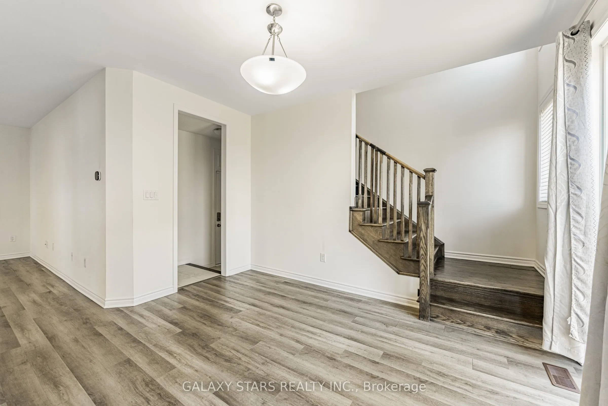 964 Cherry Court