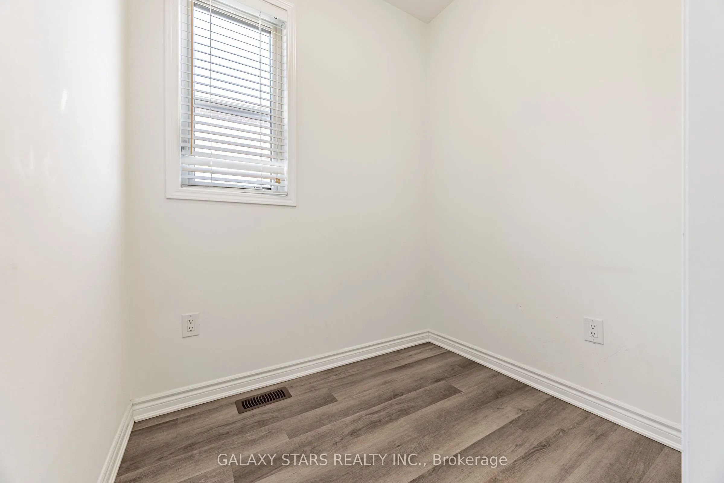 964 Cherry Court