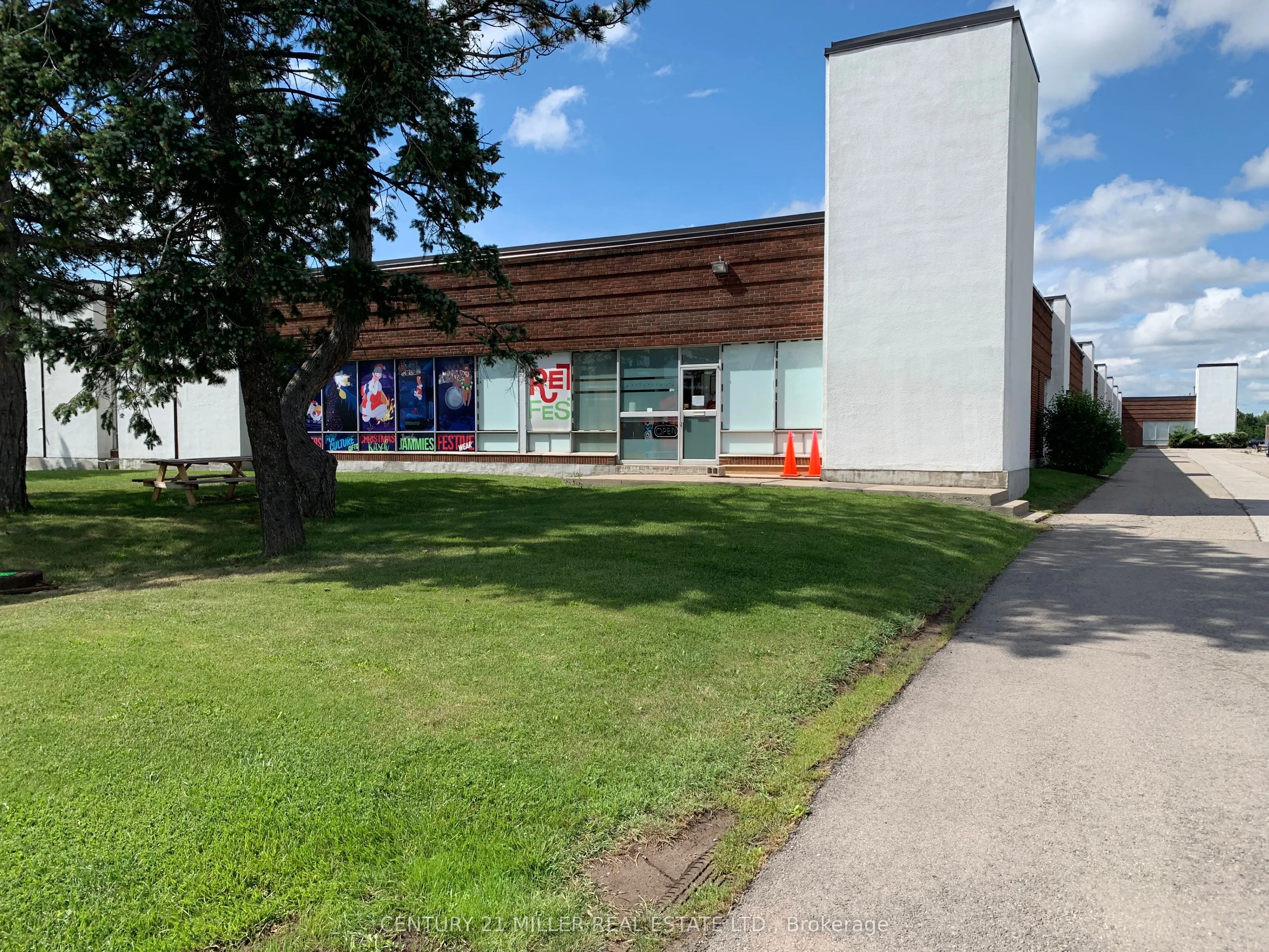 1100 INVICTA Drive, #10