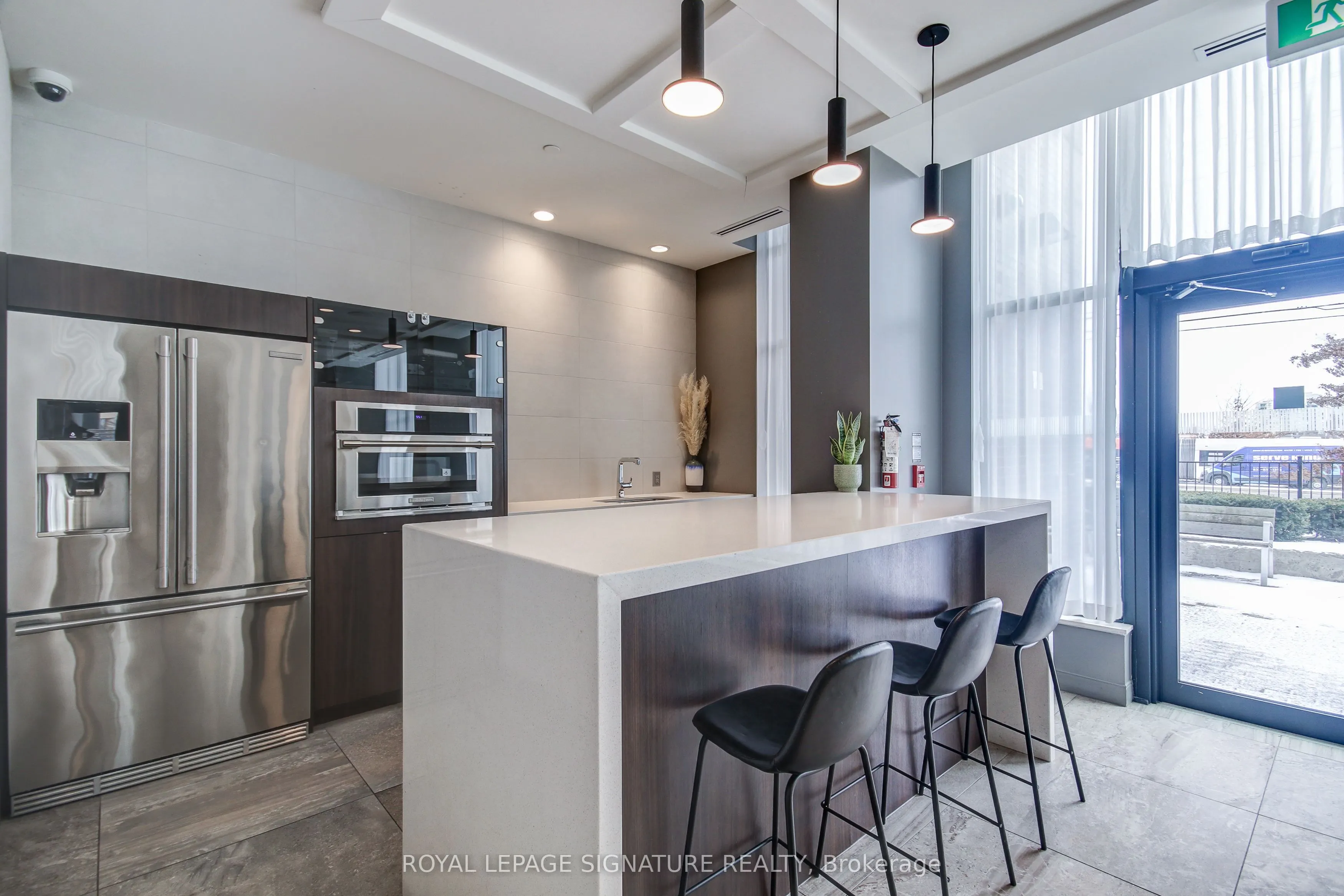 2550 Eglinton Avenue W, #314