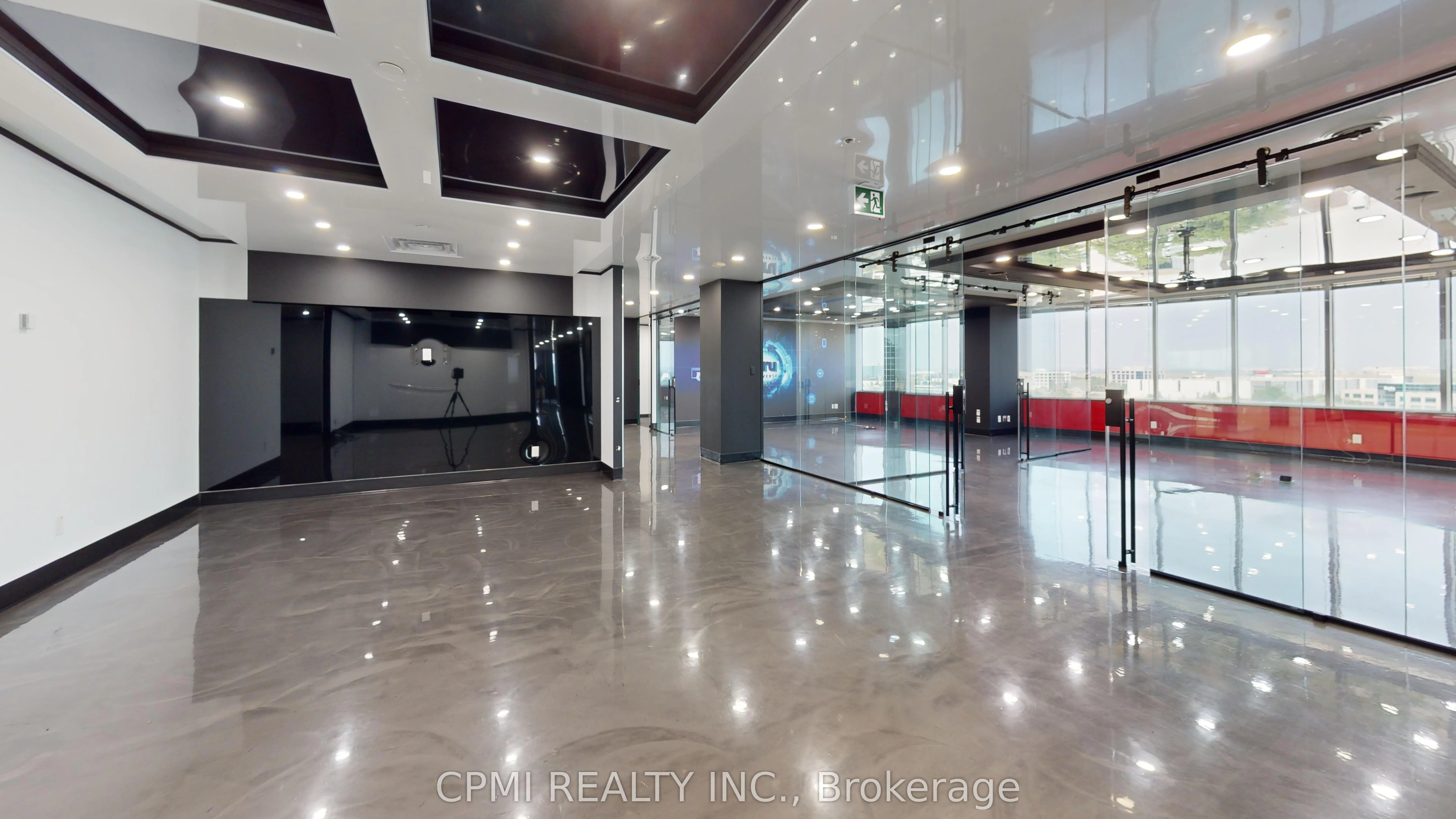 2680 Skymark Avenue, #700