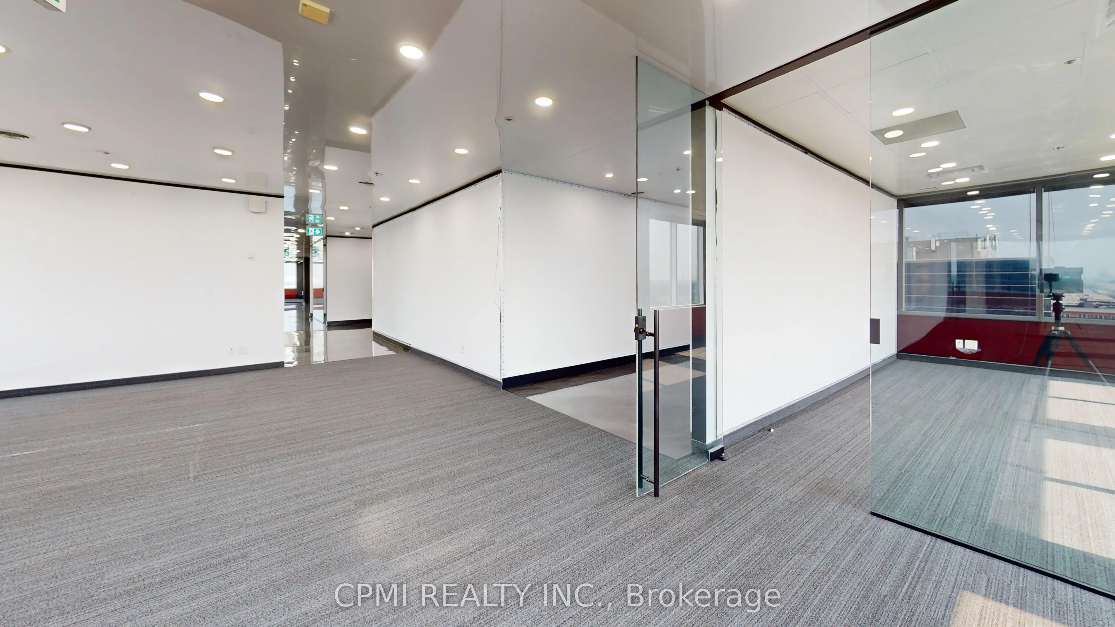 2680 Skymark Avenue, #700