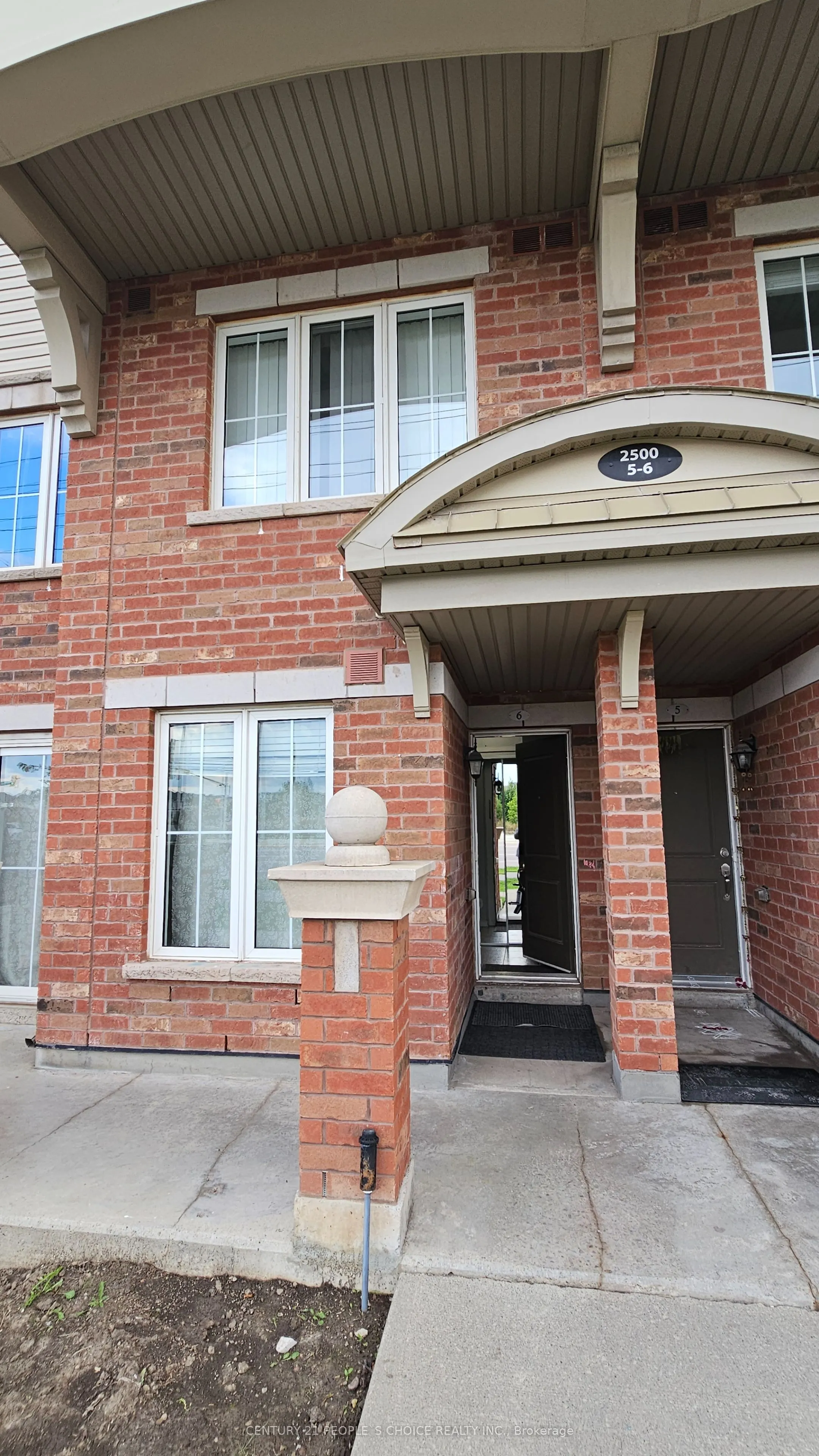 2500 Post Road, ##6