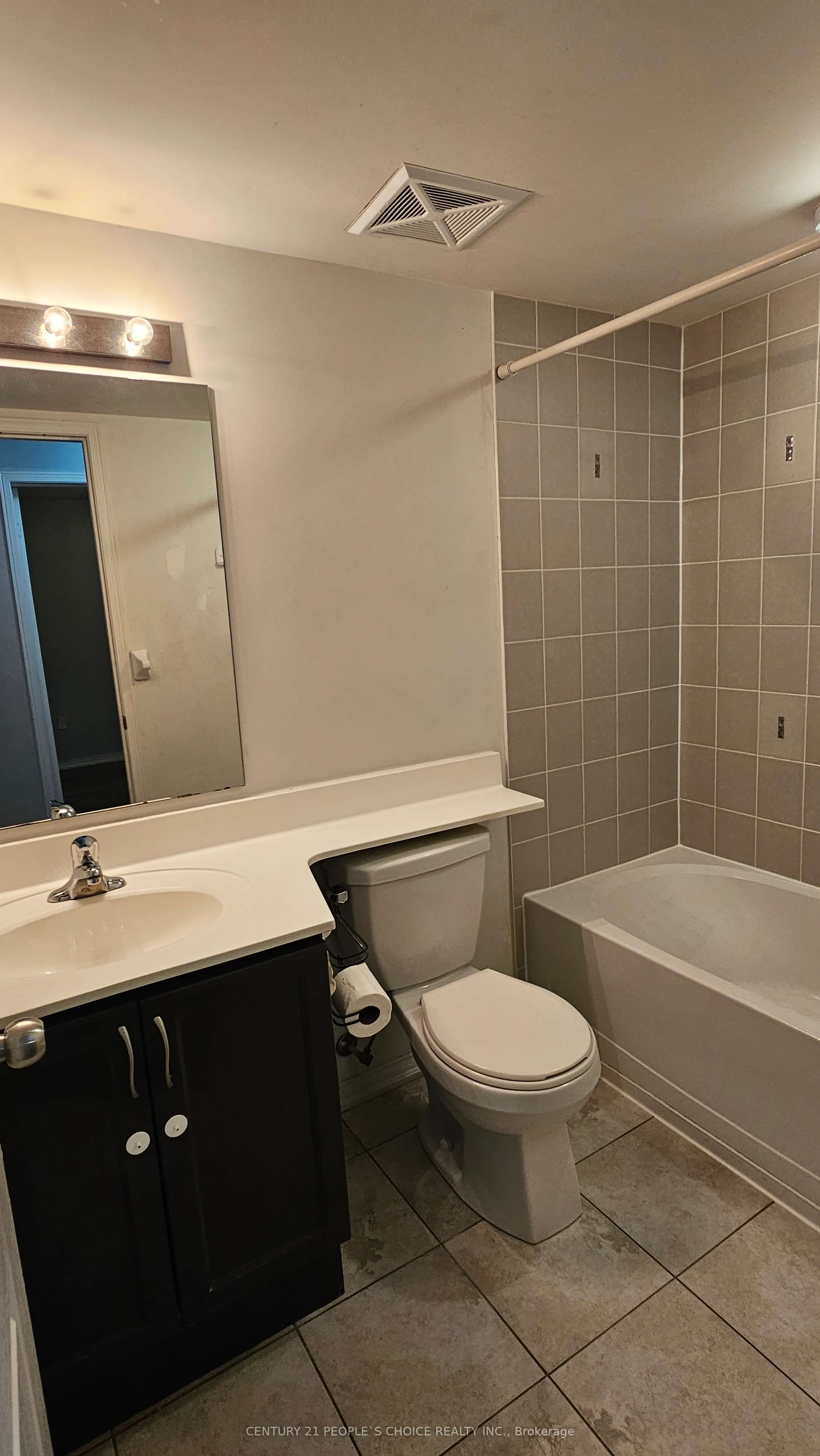 2500 Post Road, ##6