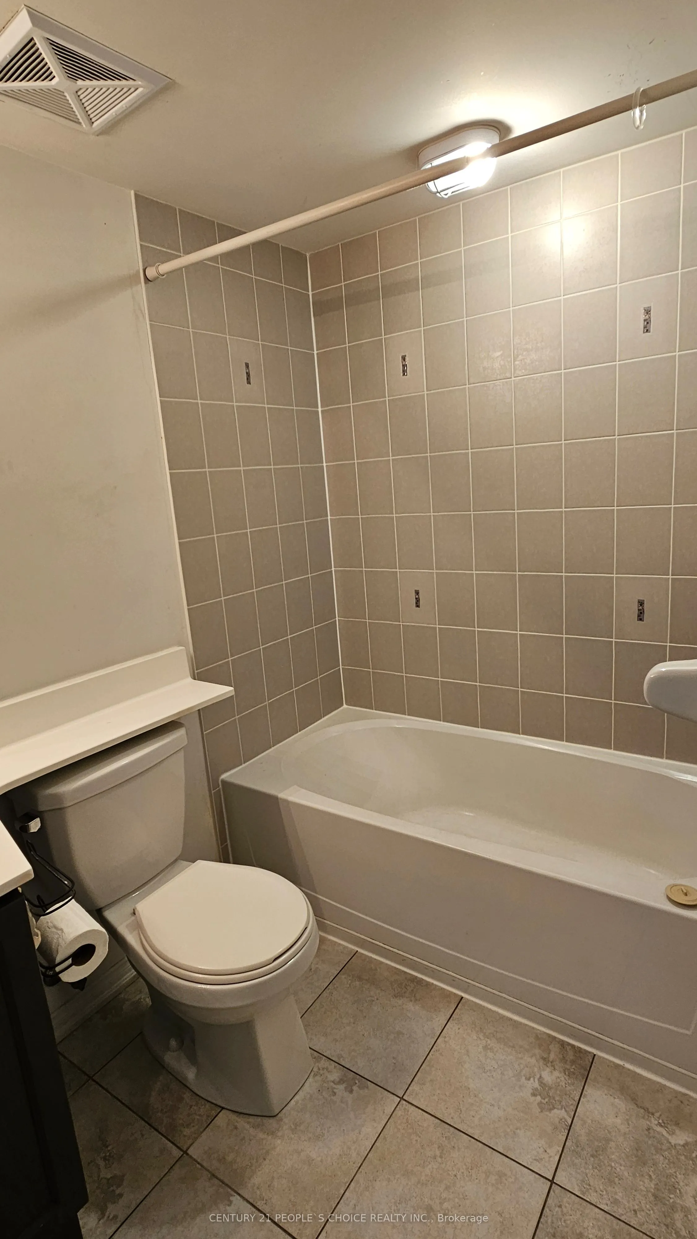 2500 Post Road, ##6