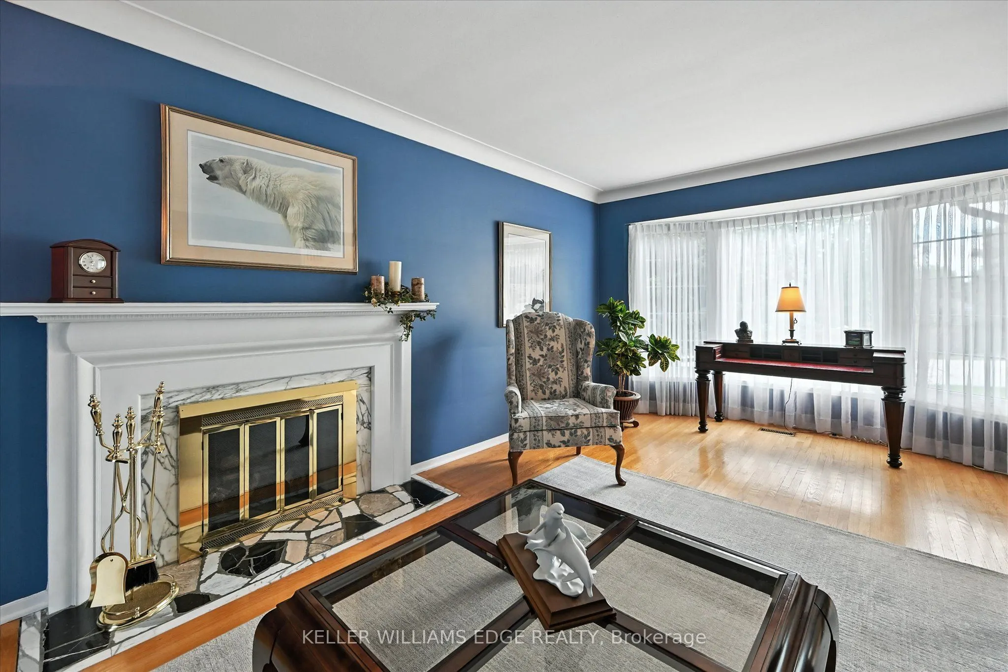 2105 Agincourt Crescent