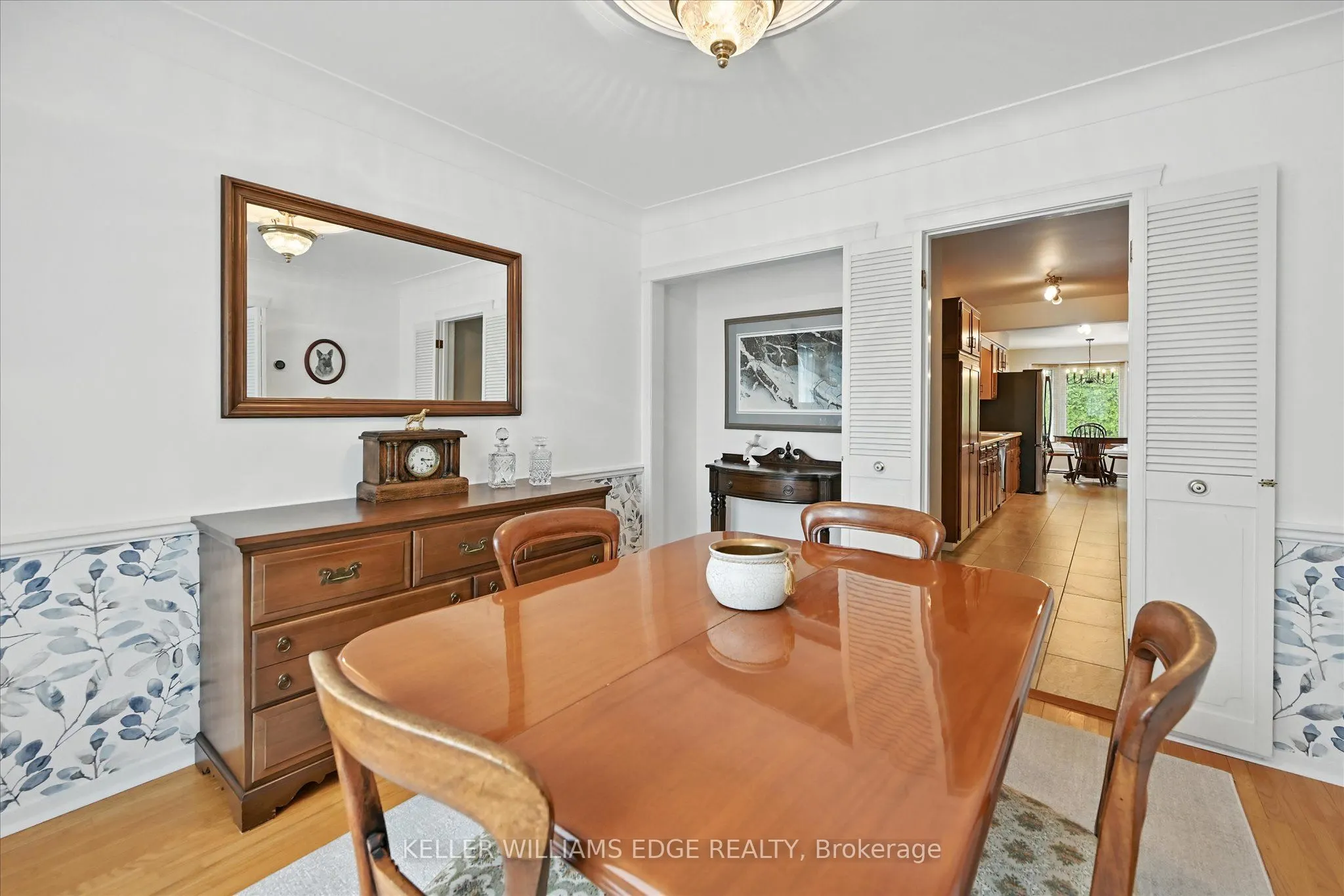 2105 Agincourt Crescent