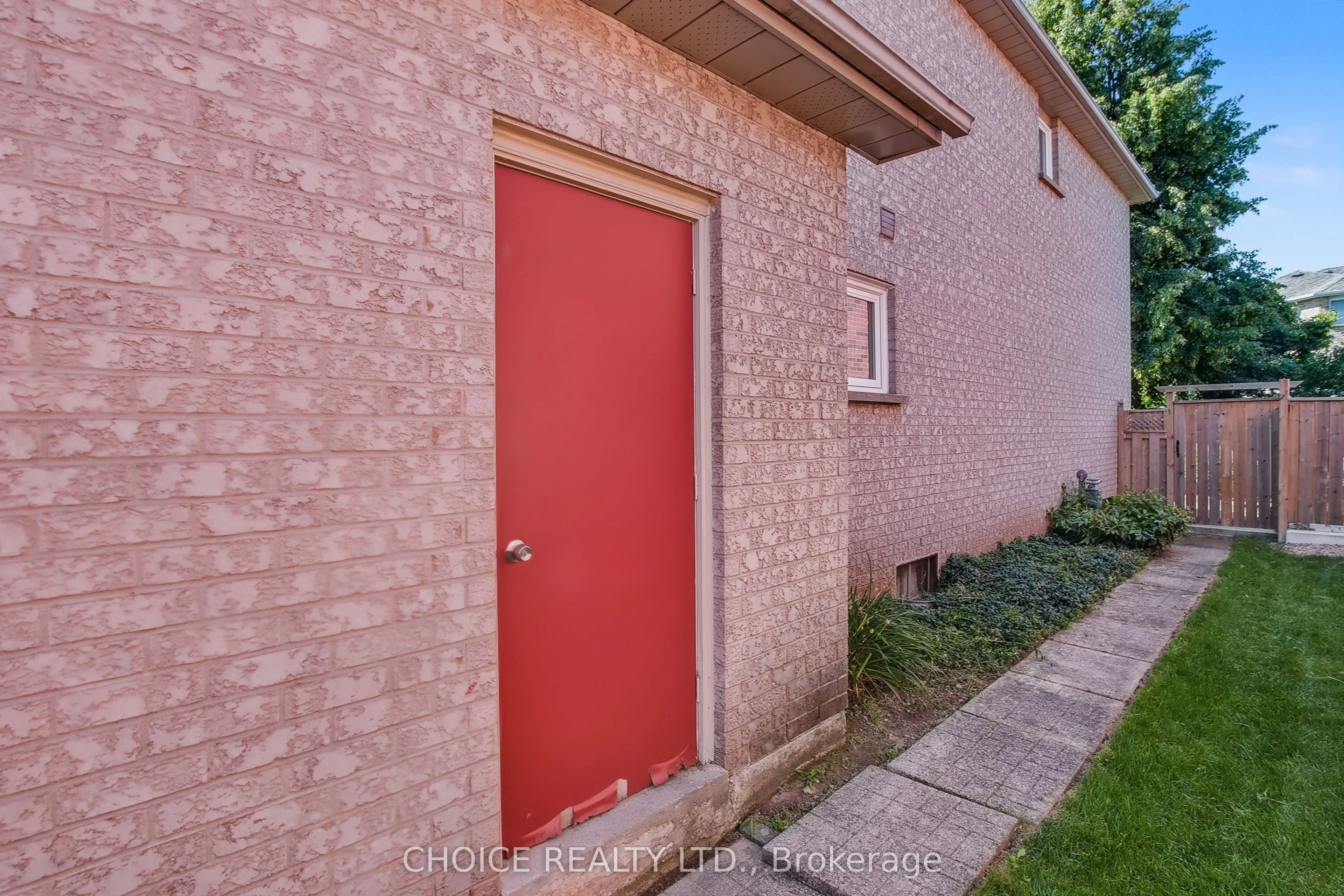 618 Fothergill Boulevard