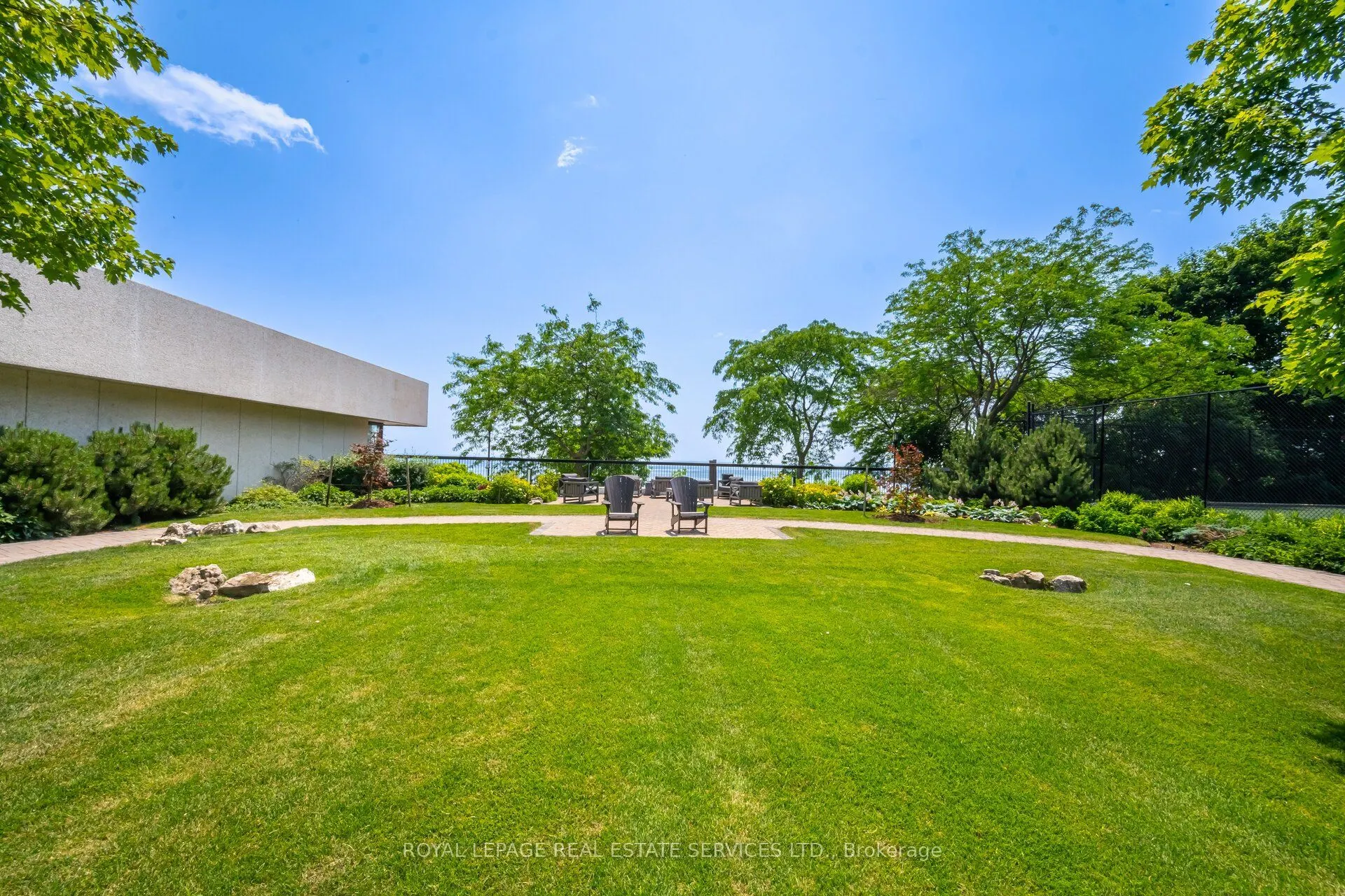 2180 Marine Drive, #306
