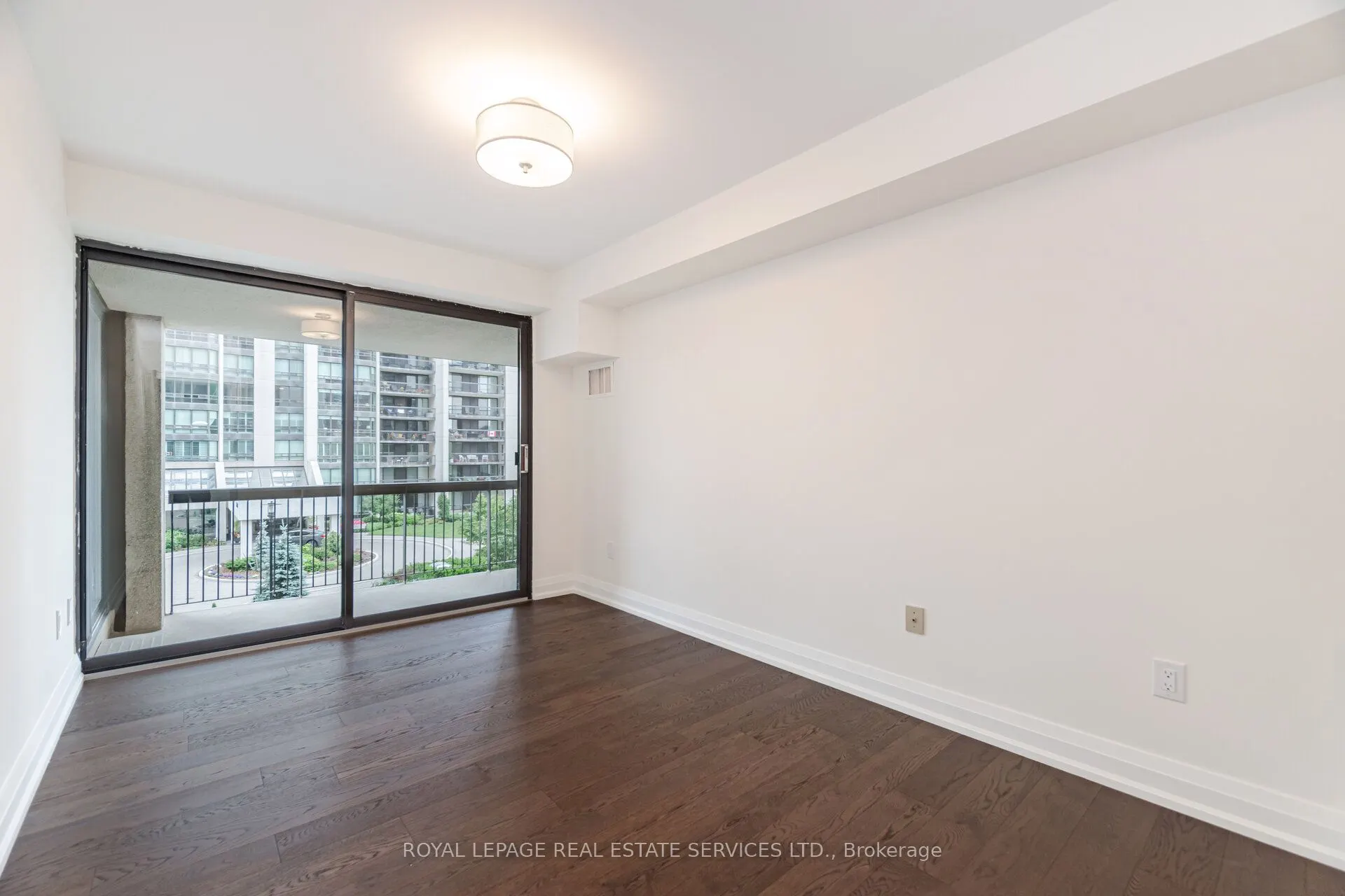 2180 Marine Drive, #306