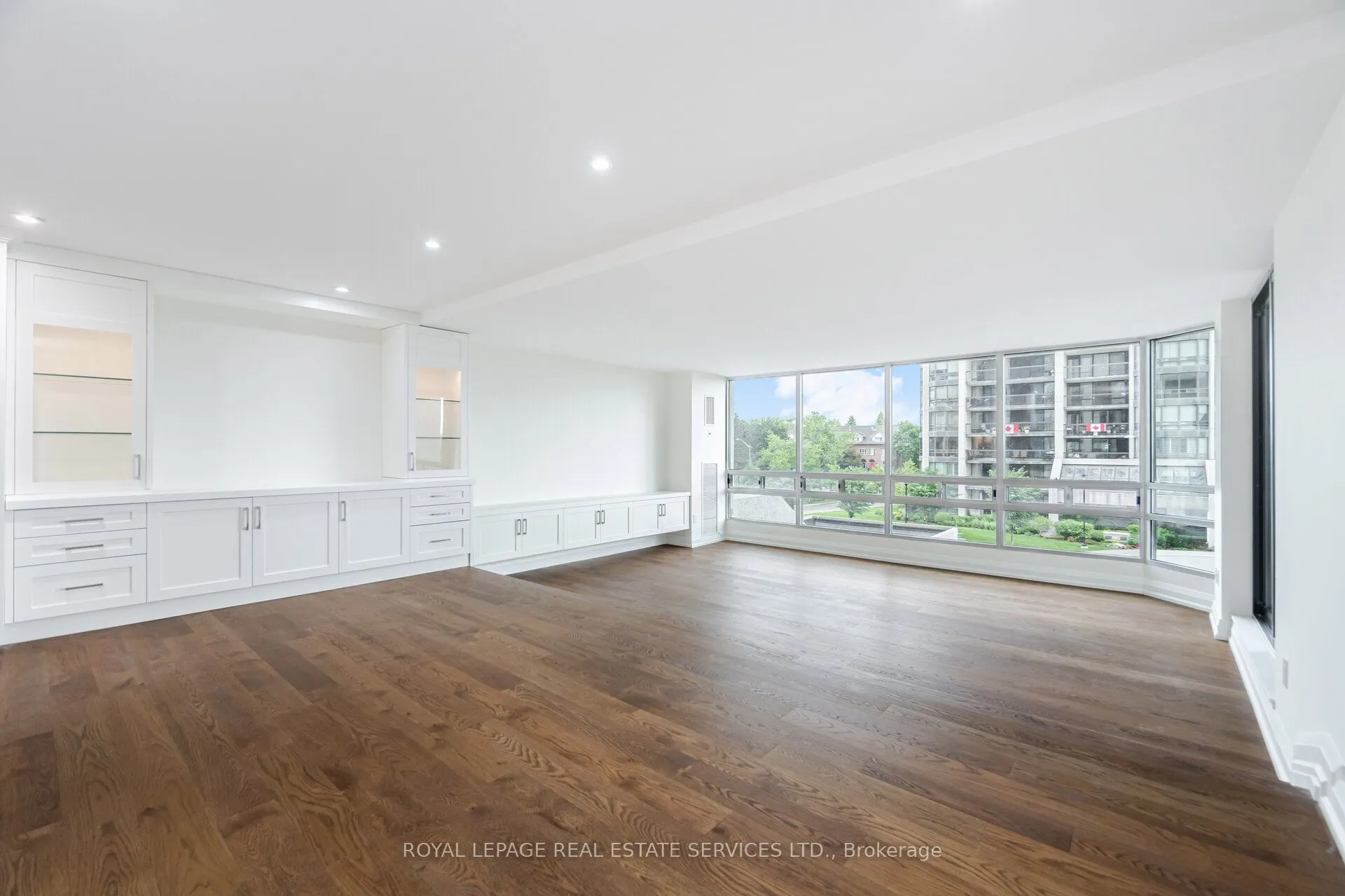 2180 Marine Drive, #306