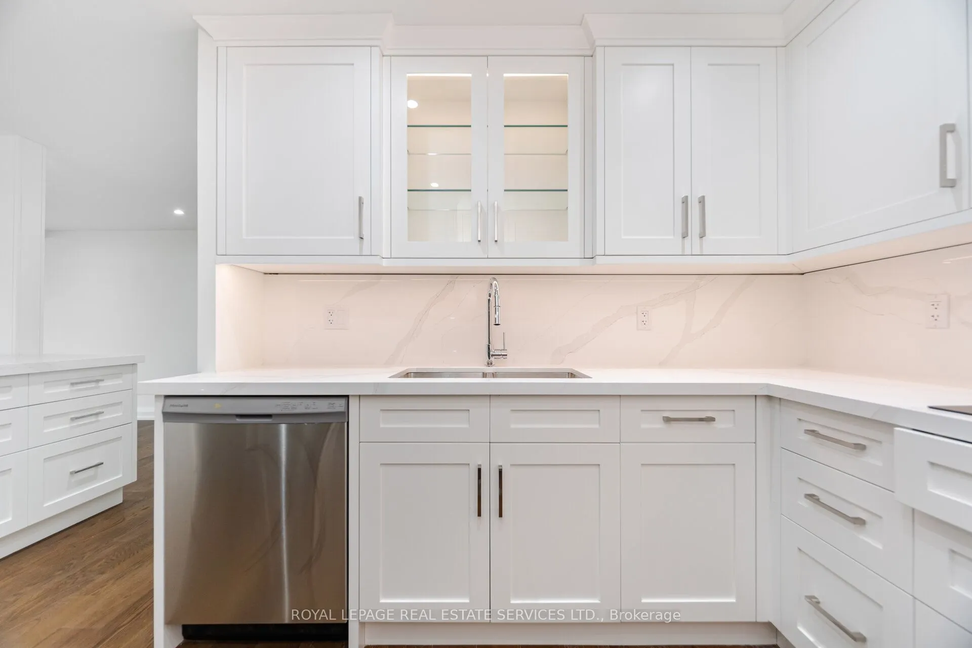 2180 Marine Drive, #306