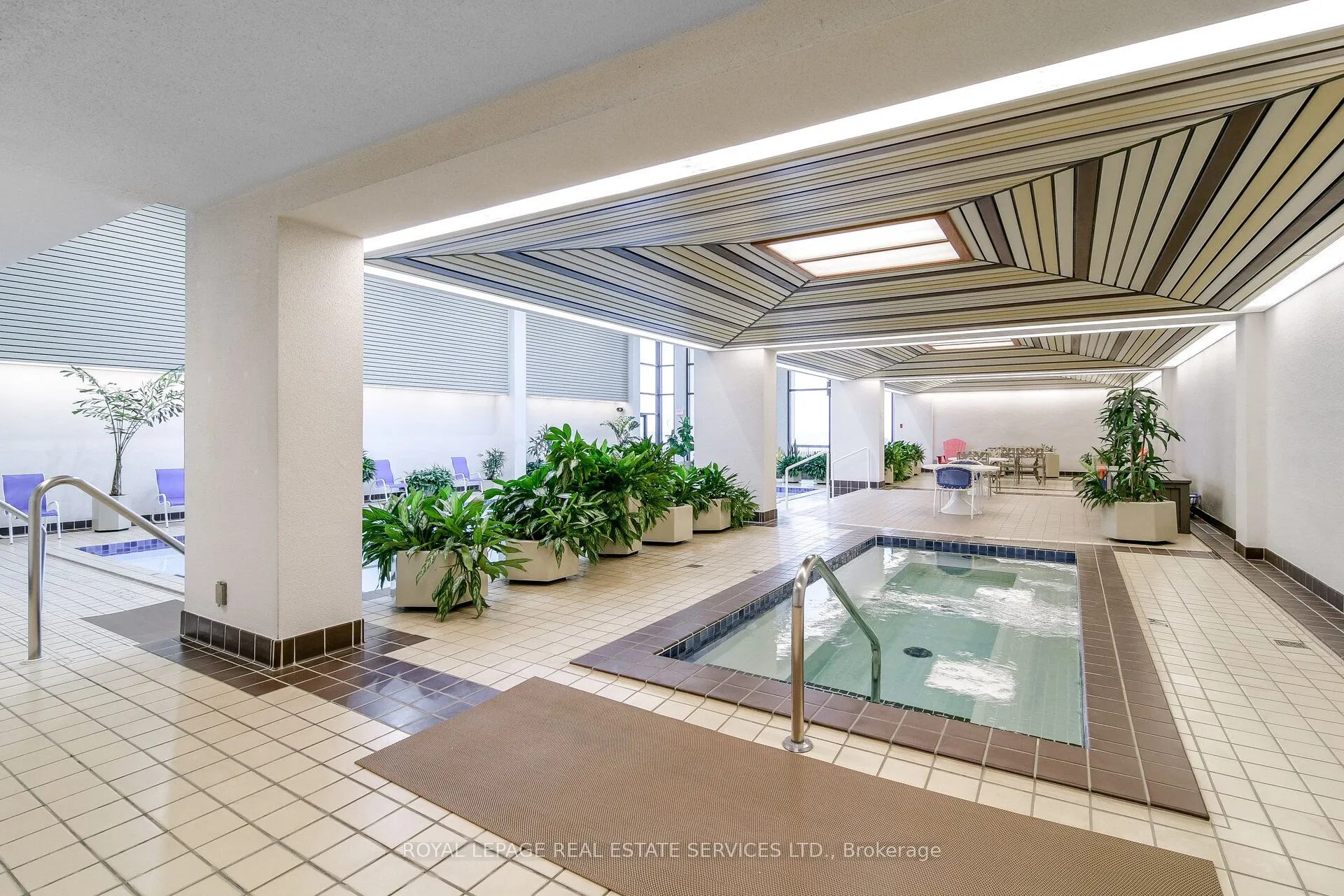 2180 Marine Drive, #306
