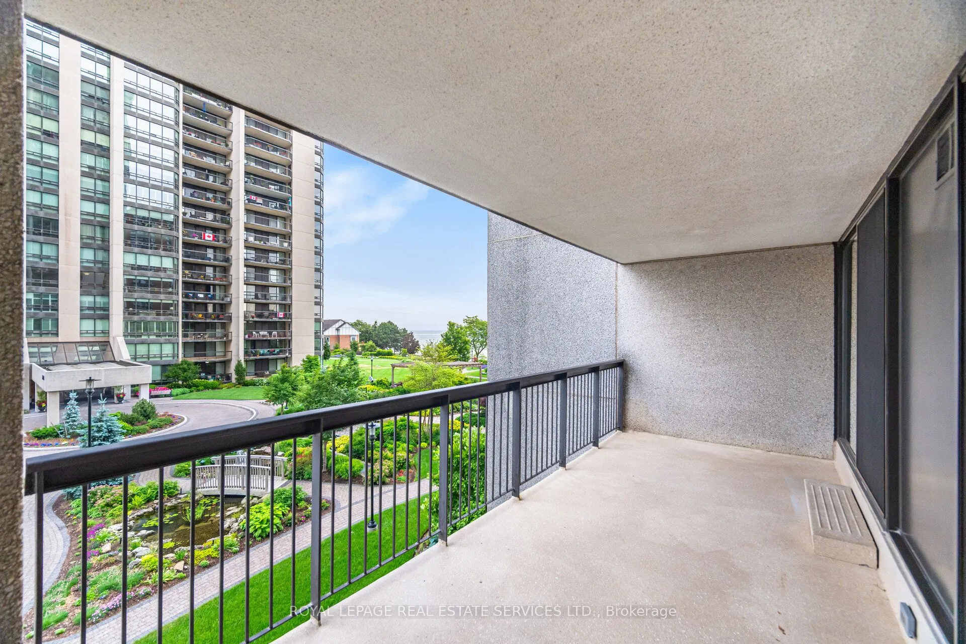 2180 Marine Drive, #306