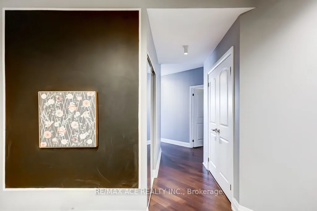 1060 Sheppard Avenue W, #315