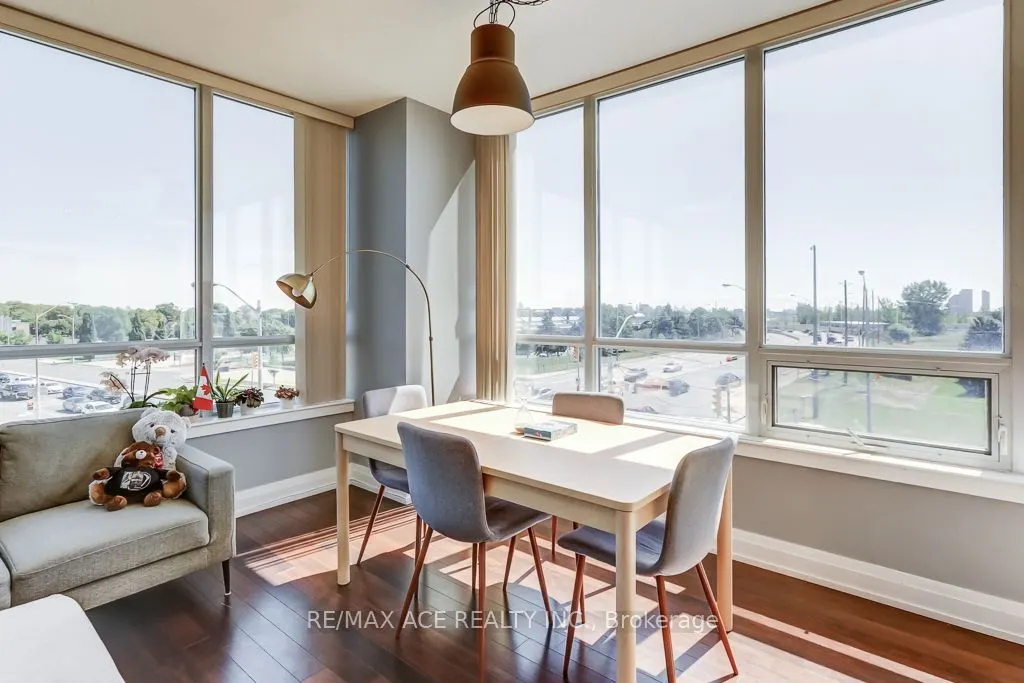 1060 Sheppard Avenue W, #315