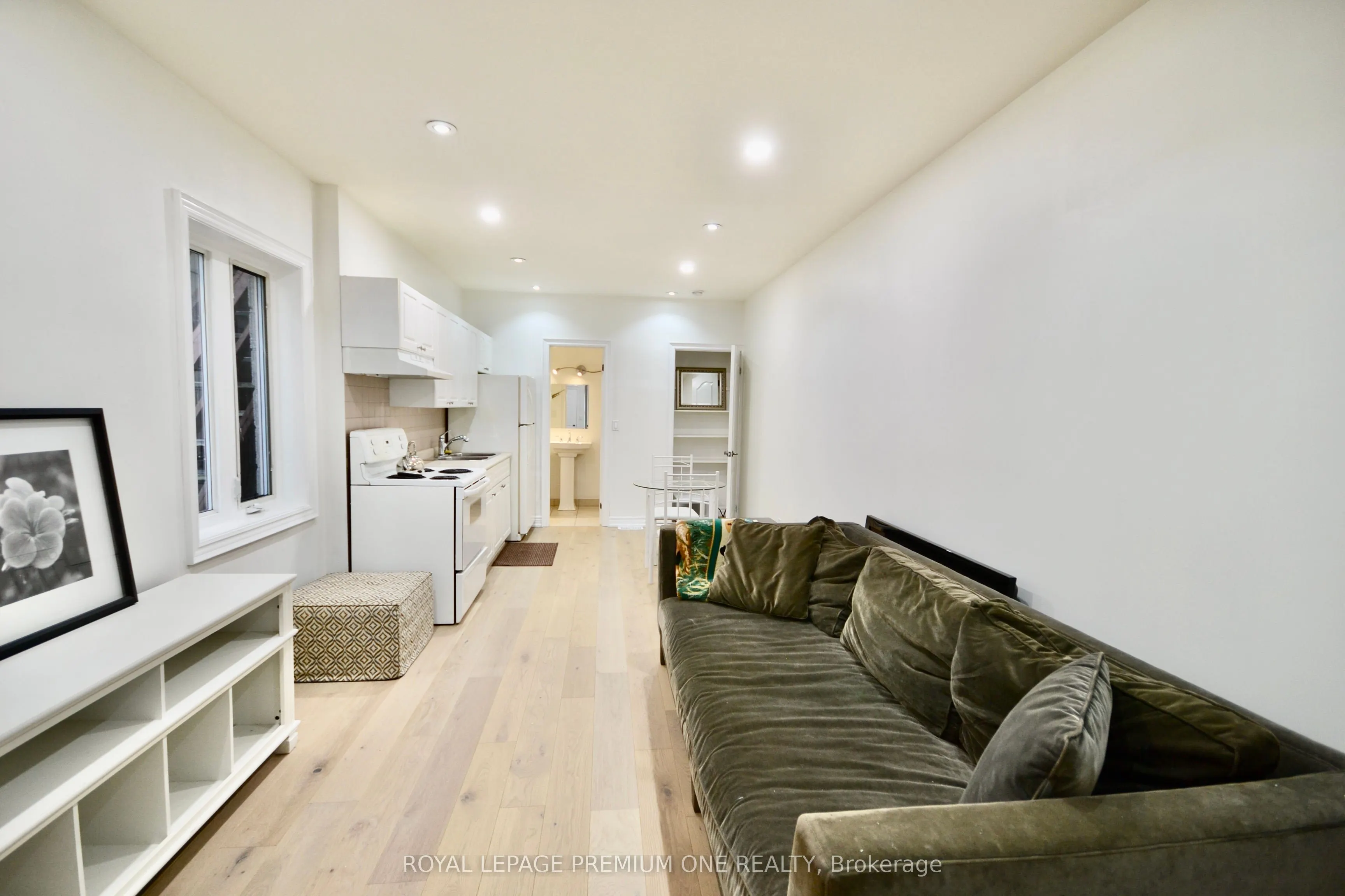 312 Rustic Road, #Main/Rear