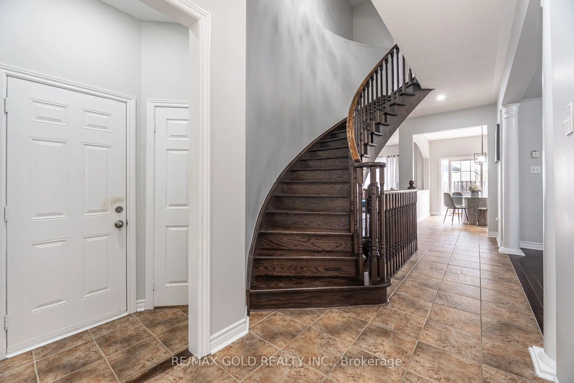 15 Oakhaven Road