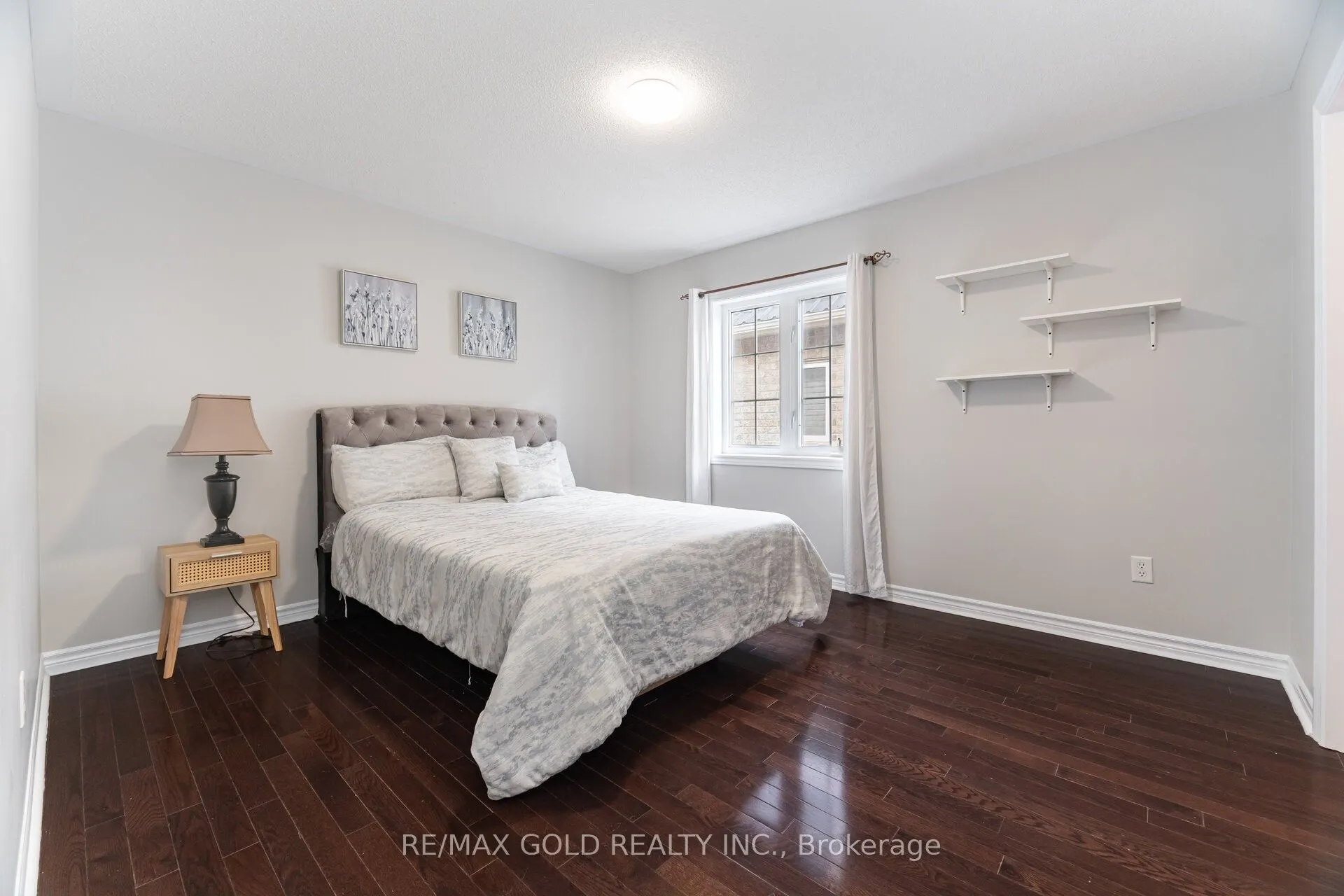 15 Oakhaven Road