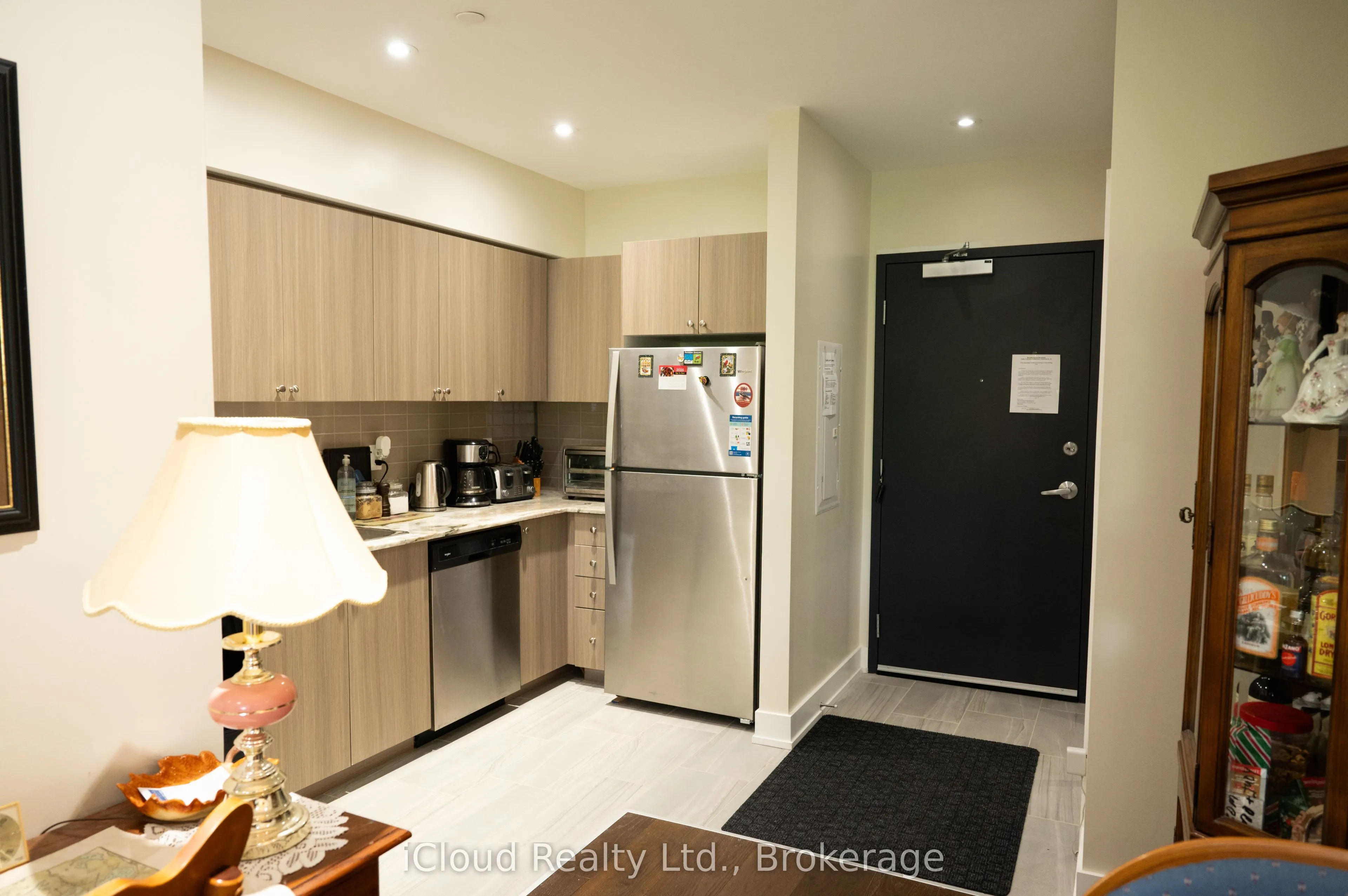 310 Broadway Avenue, #103