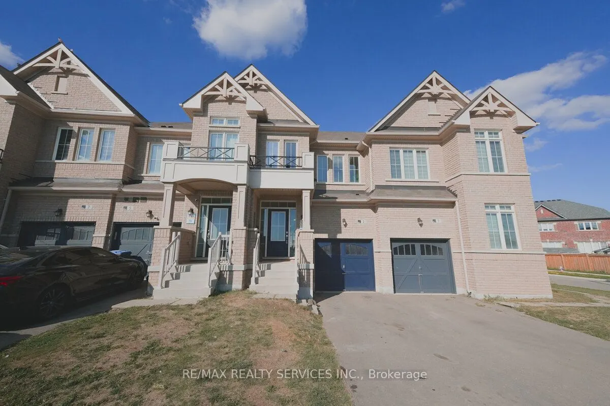 3 Sparrowbrook Street