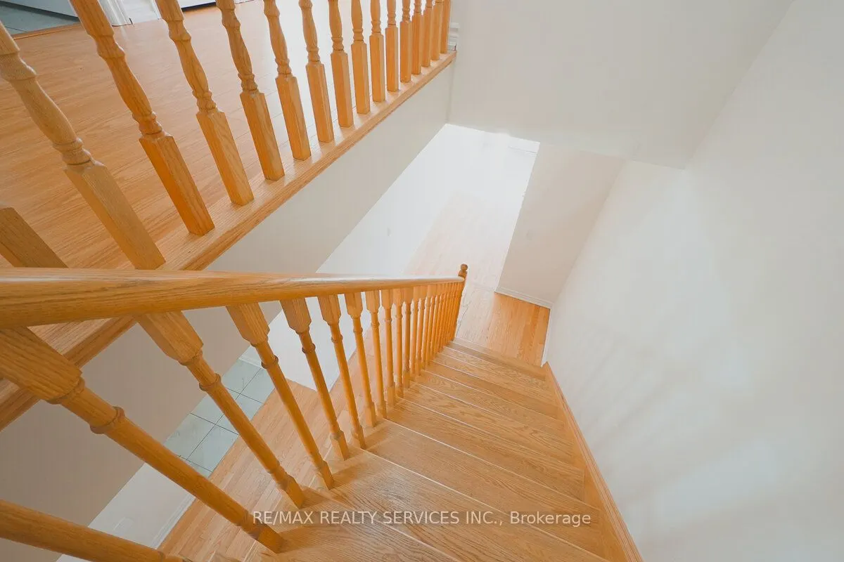 3 Sparrowbrook Street