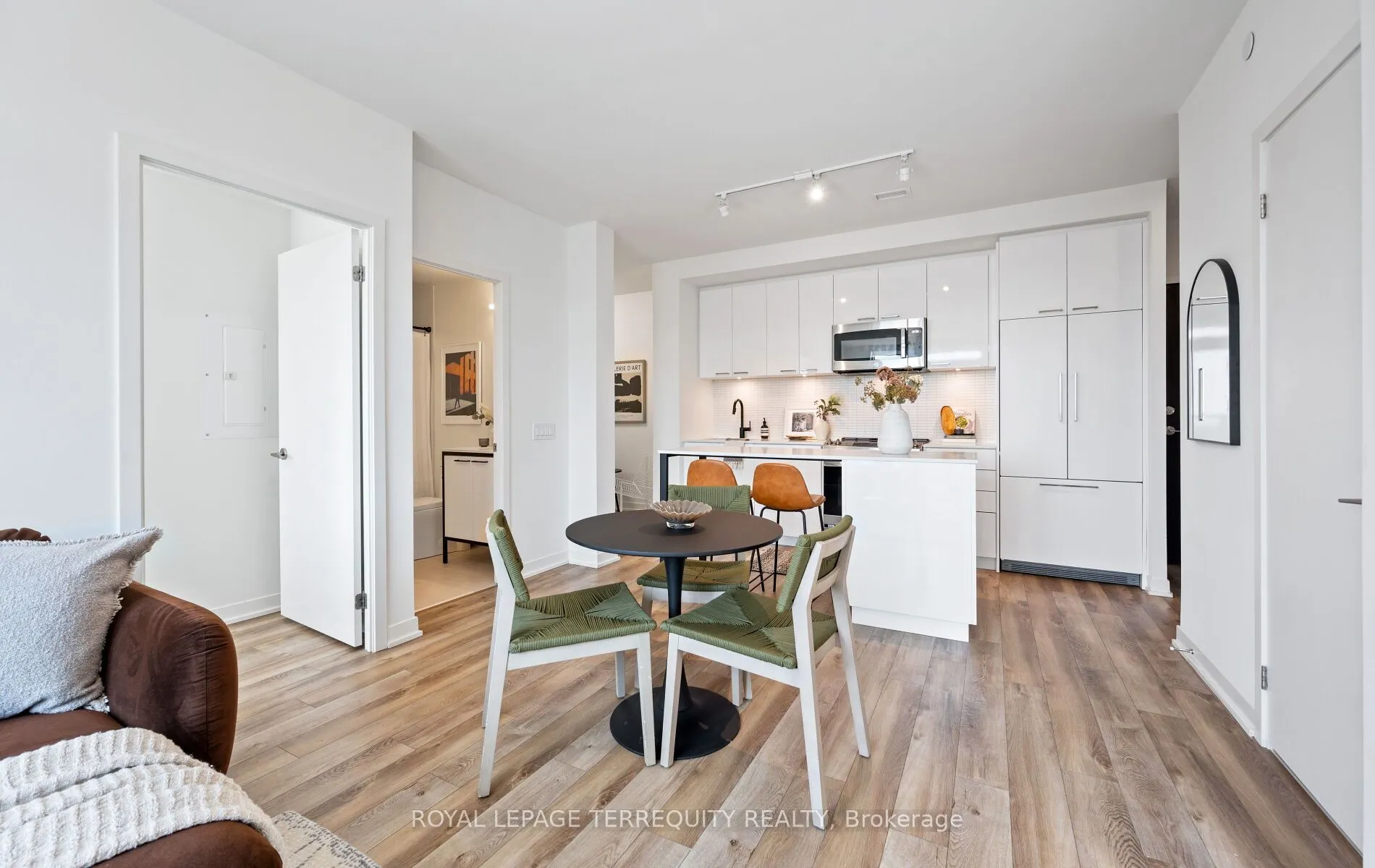 1808 St Clair Avenue W, #1103