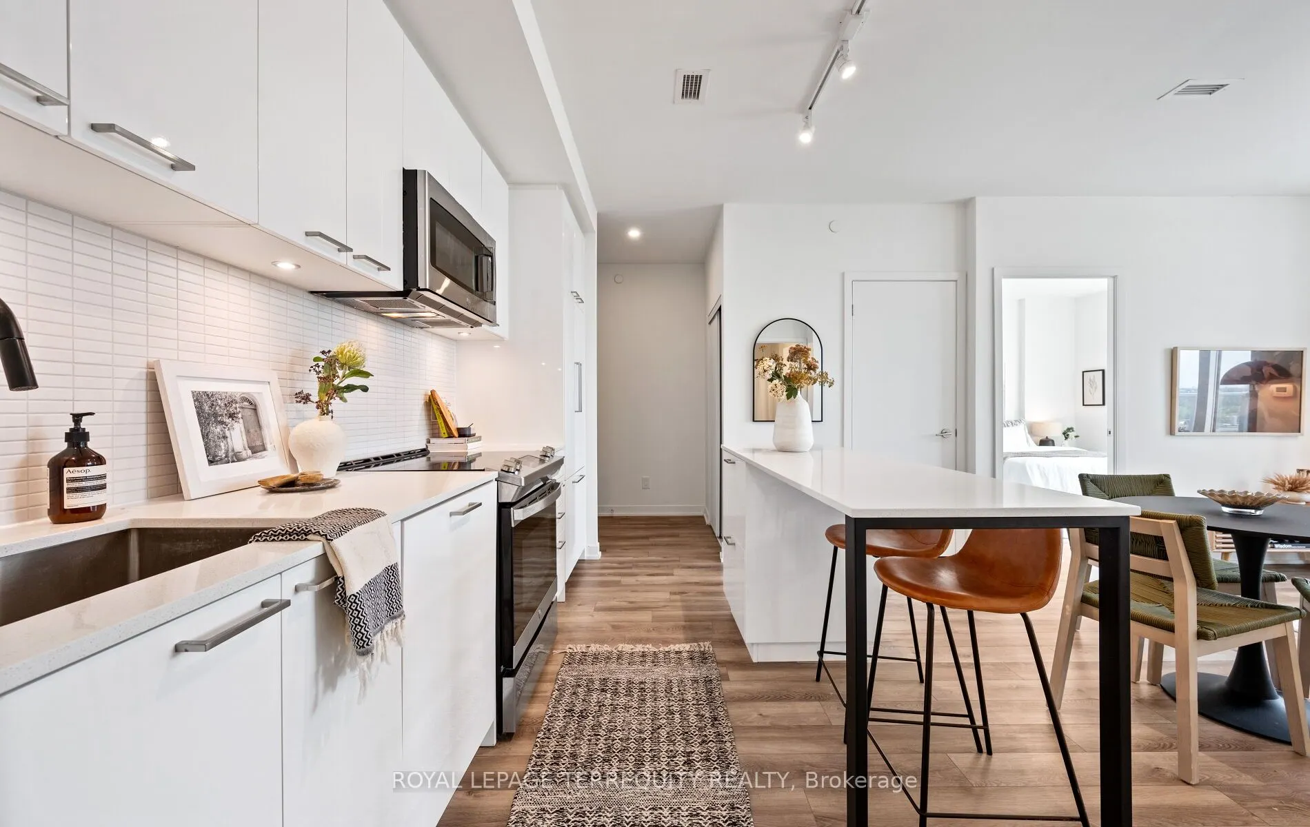 1808 St Clair Avenue W, #1103