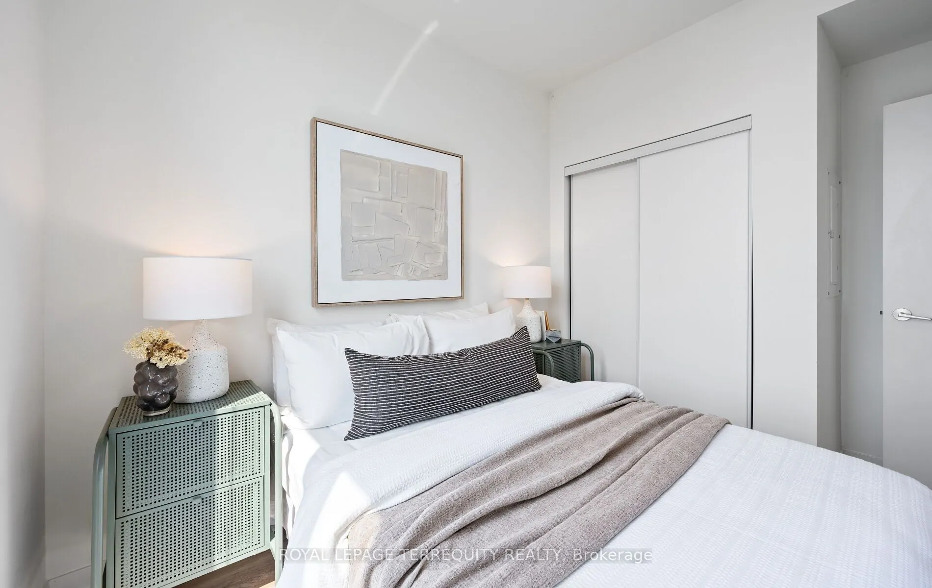 1808 St Clair Avenue W, #1103