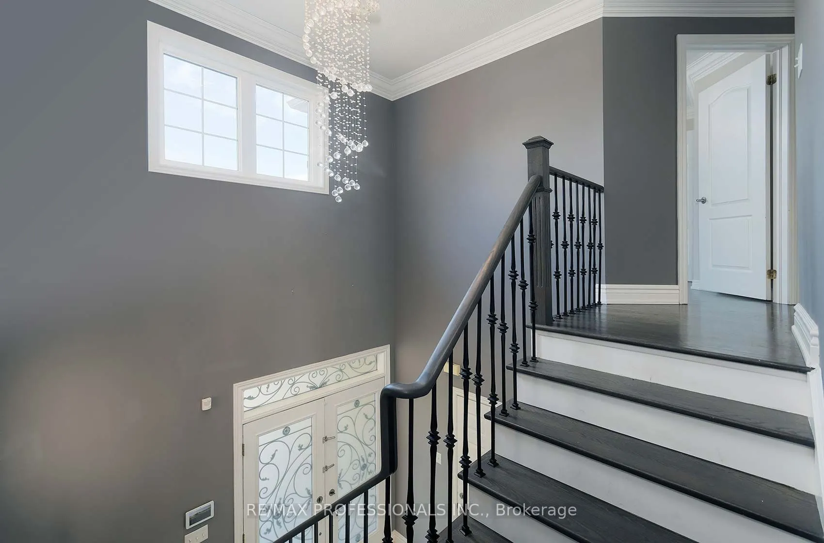 1095 Tupper Drive