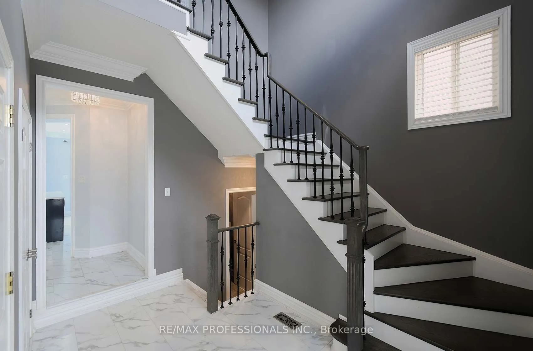 1095 Tupper Drive