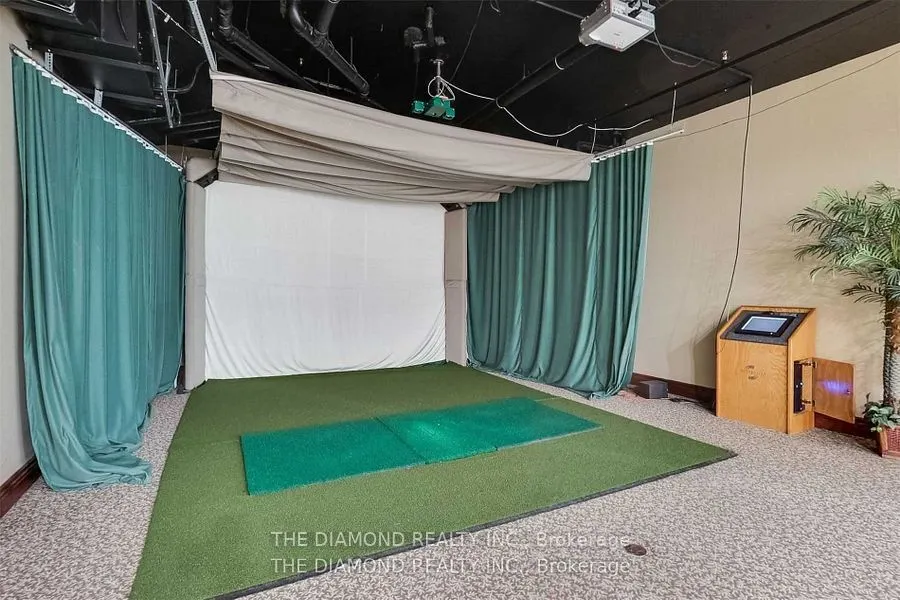9 Michael Power Place, #312