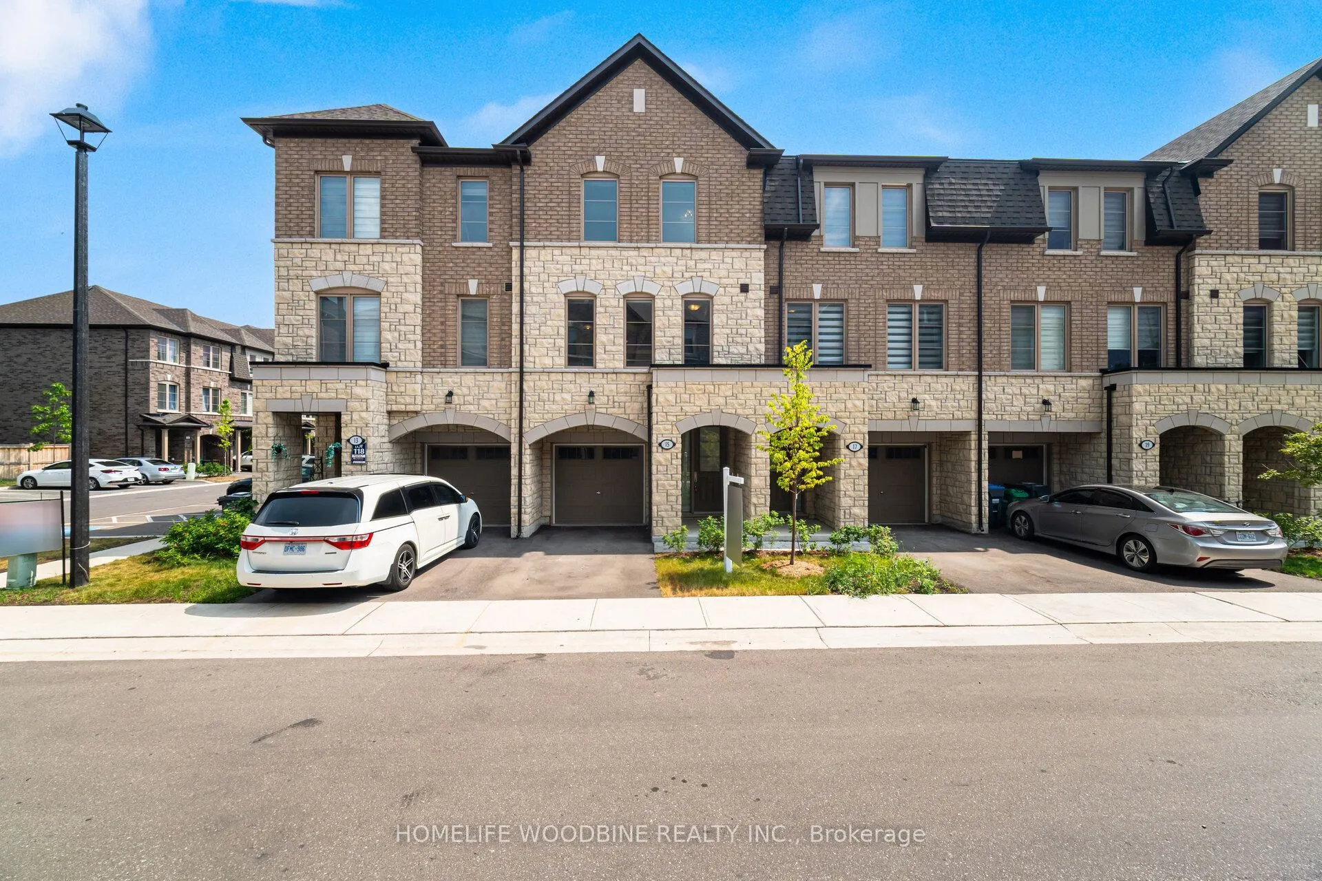 15 Arcola Street
