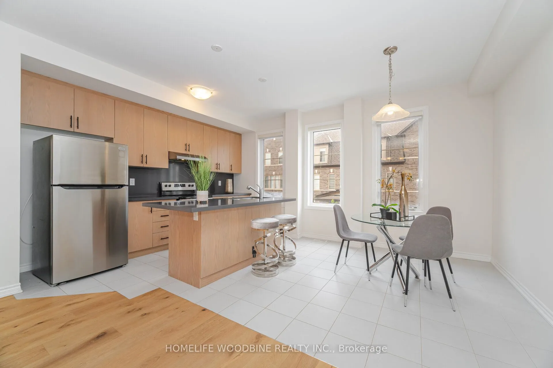 15 Arcola Street
