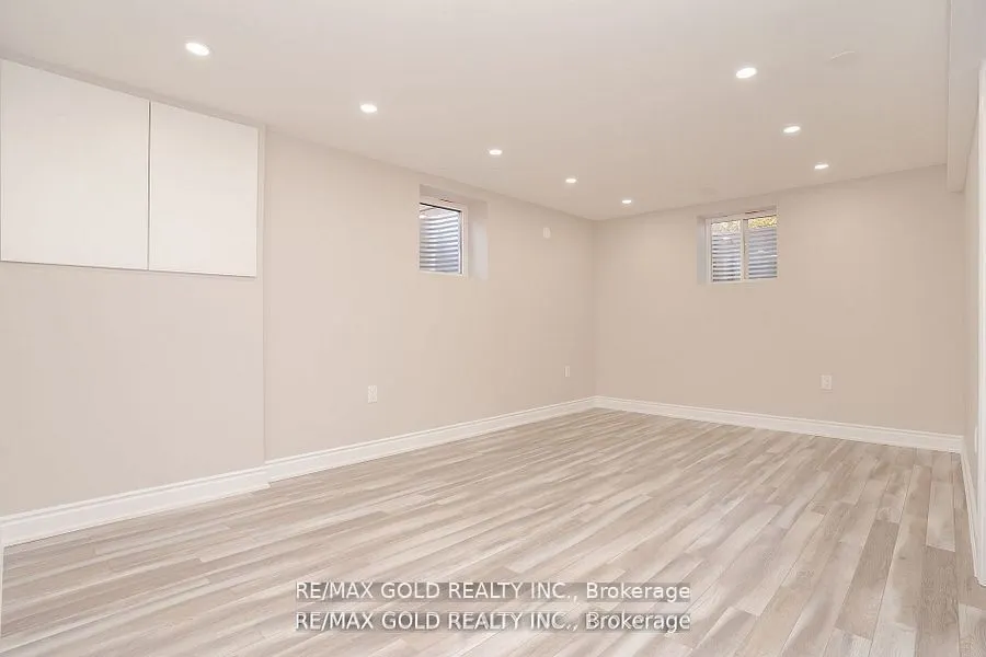 41 Danesbury Crescent