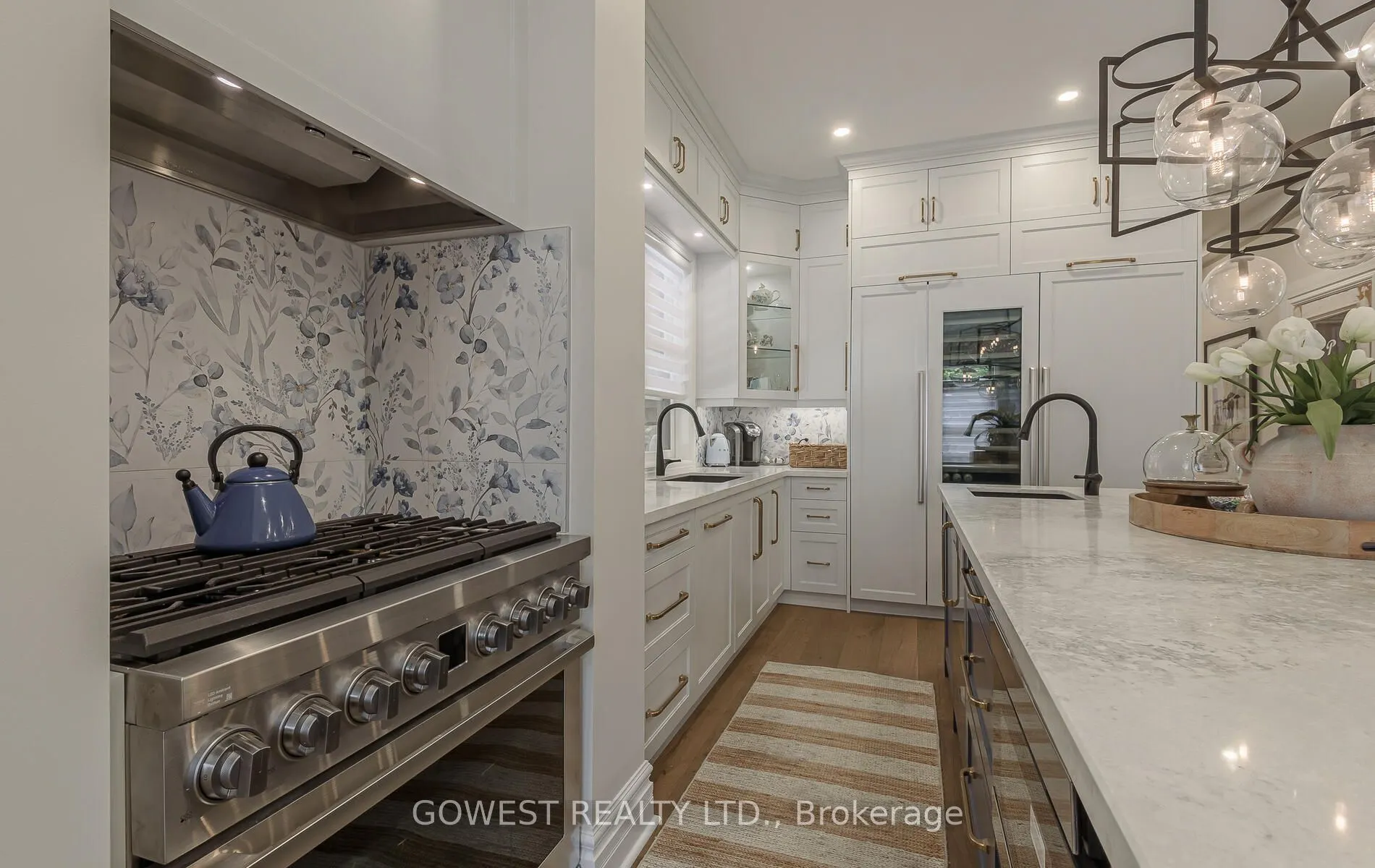 376 Chartwell Road