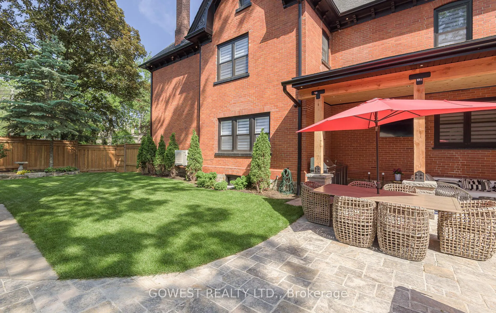 376 Chartwell Road