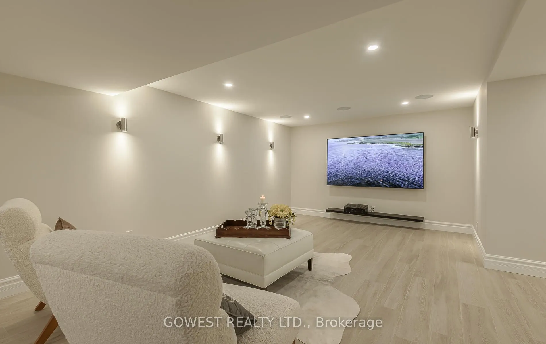 376 Chartwell Road