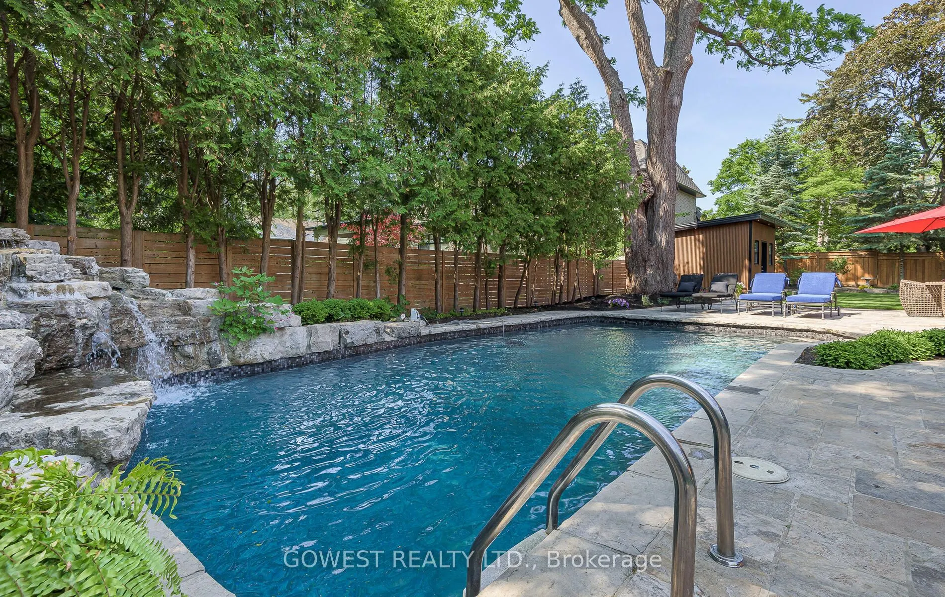 376 Chartwell Road