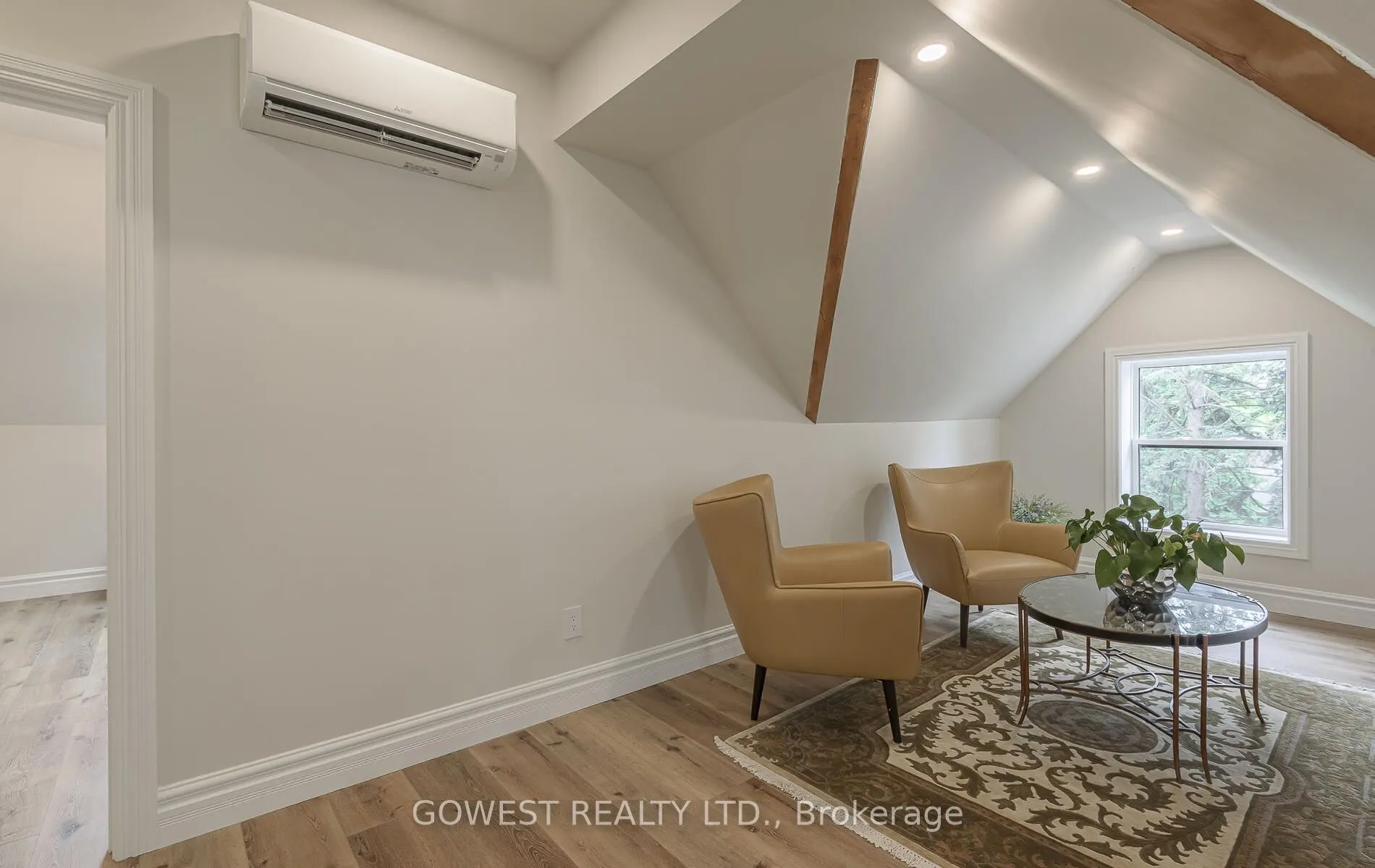 376 Chartwell Road